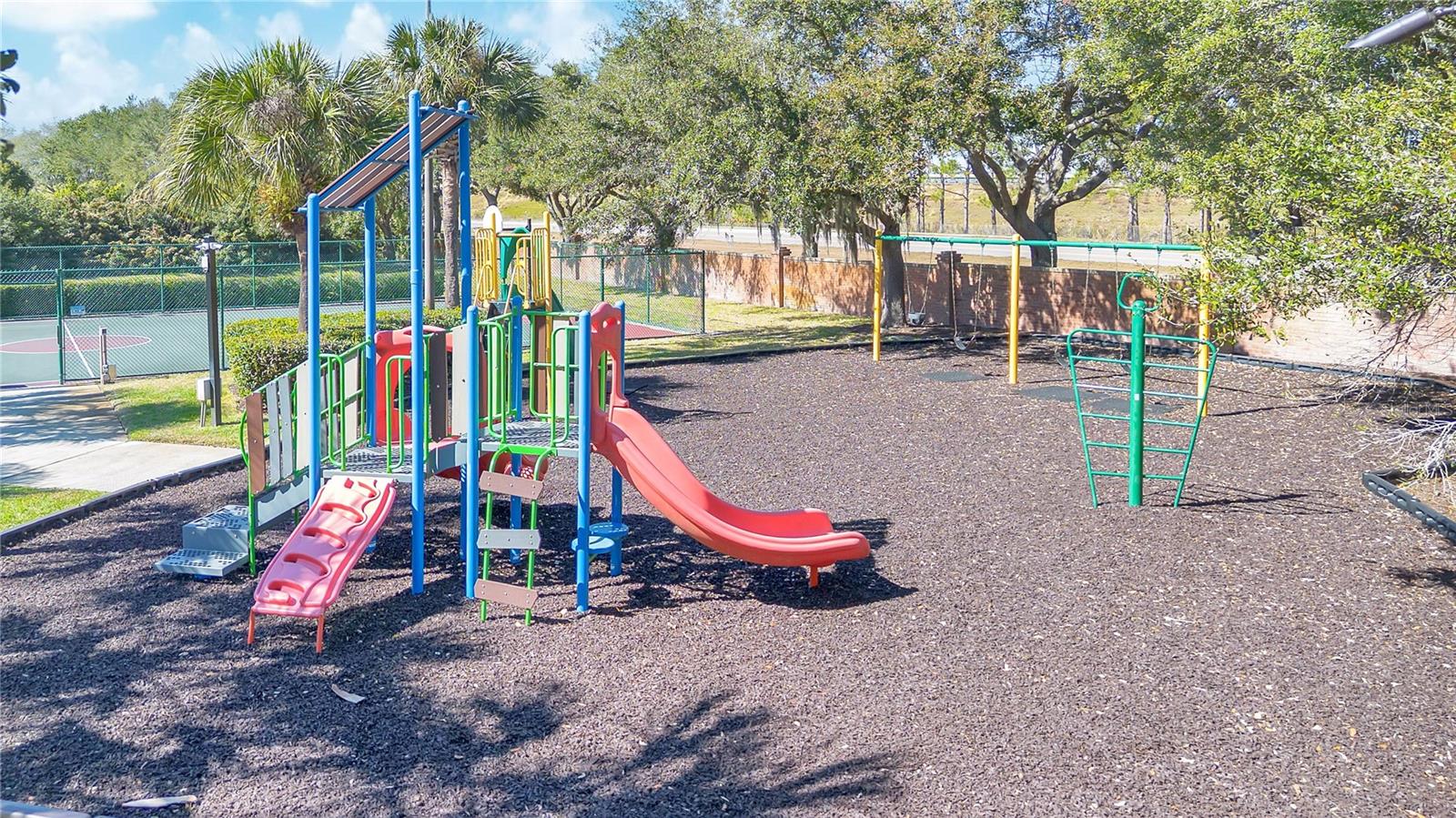 Image 39 of 40 For 214 Highbrooke Blvd