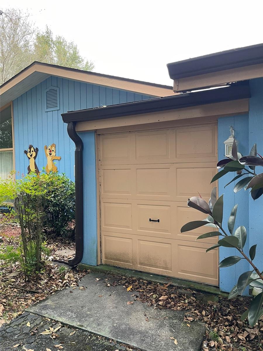 Image 30 of 34 For 14 Canterbury Drive