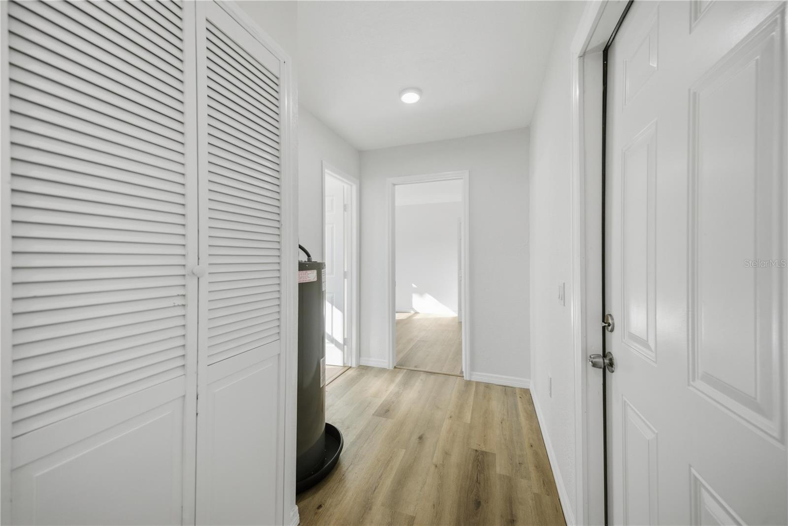 Image 27 of 38 For 19661 94th Place