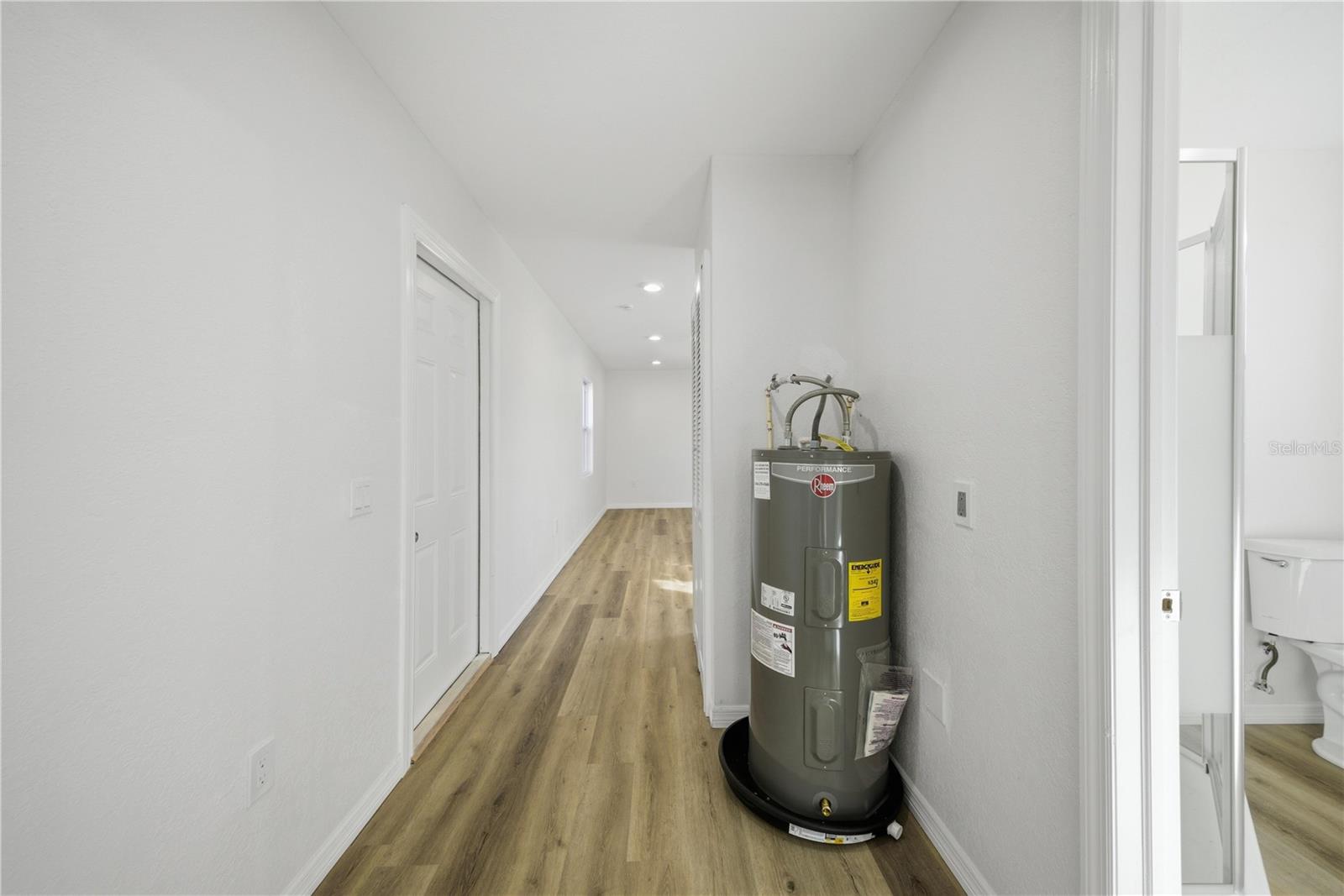 Image 28 of 38 For 19661 94th Place