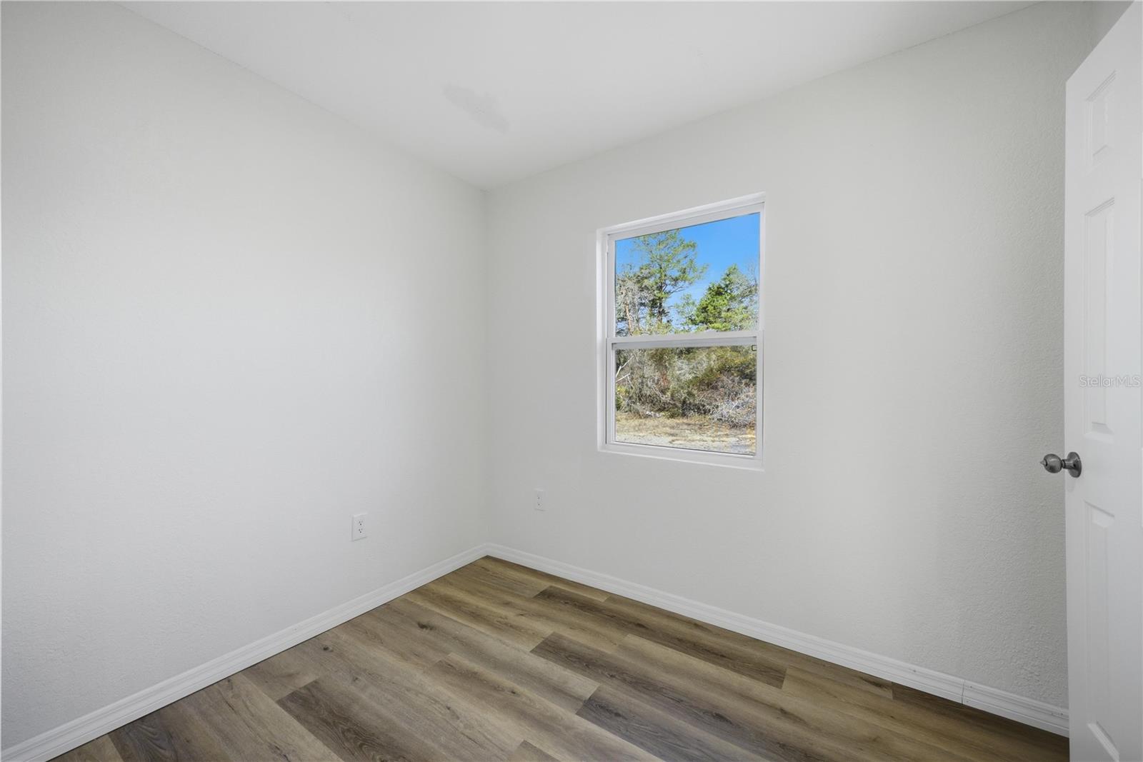 Image 33 of 38 For 19661 94th Place