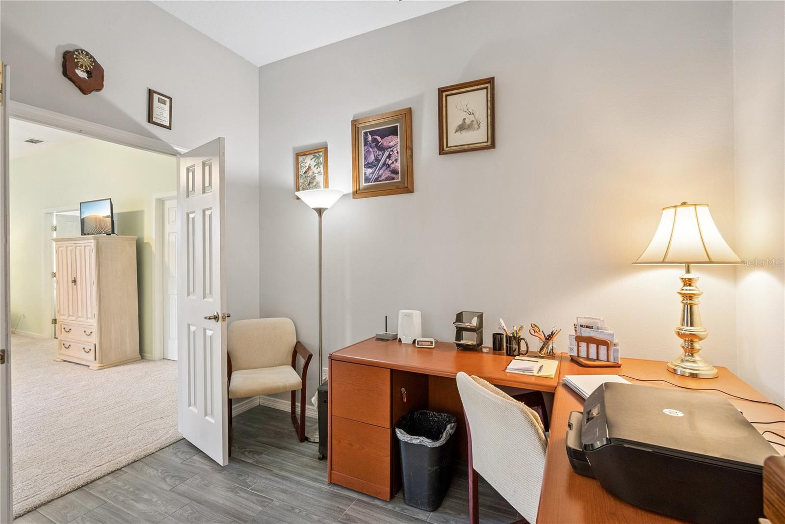 Image 22 of 43 For 639 Lakehaven Circle