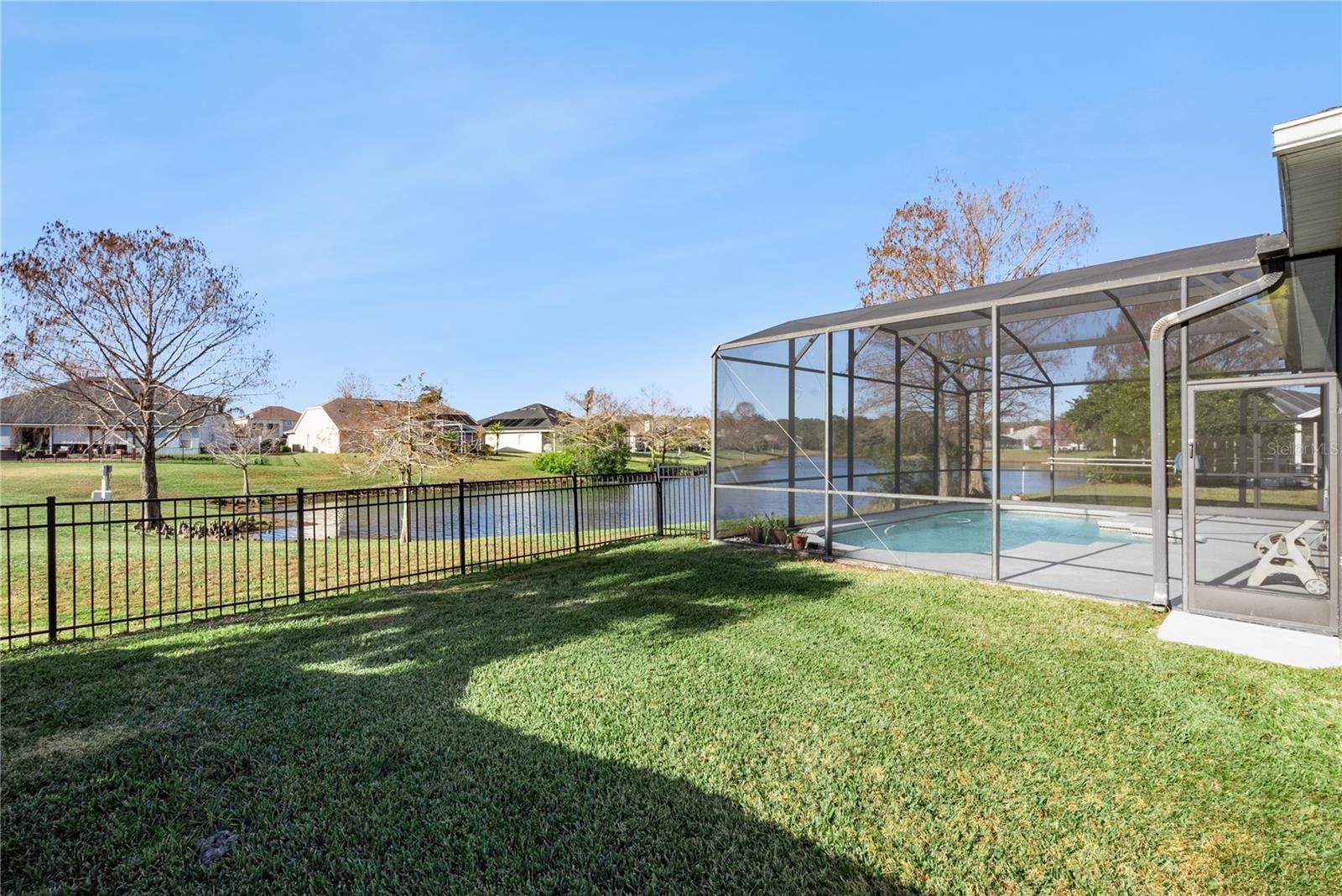 Image 42 of 43 For 639 Lakehaven Circle