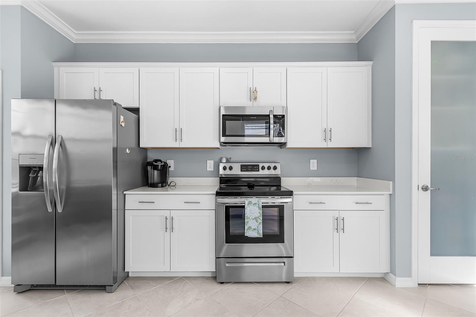 Image 8 of 25 For 11420 Burgundy Drive