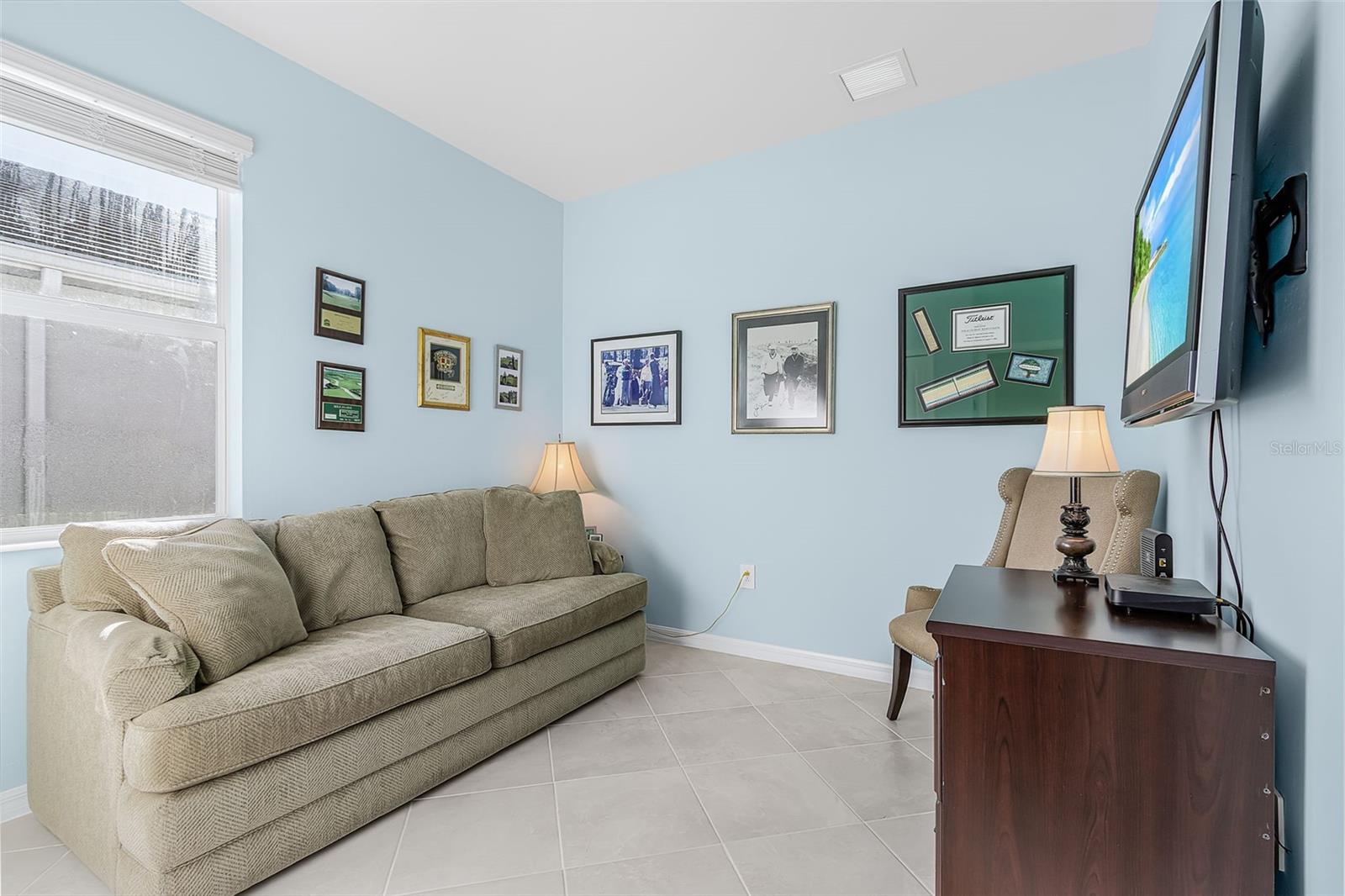 Image 9 of 25 For 11420 Burgundy Drive