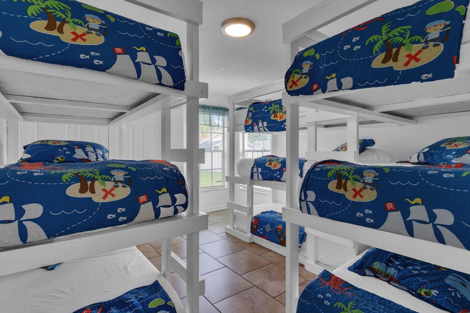 Image 18 of 28 For 138 Pine Lake View Drive