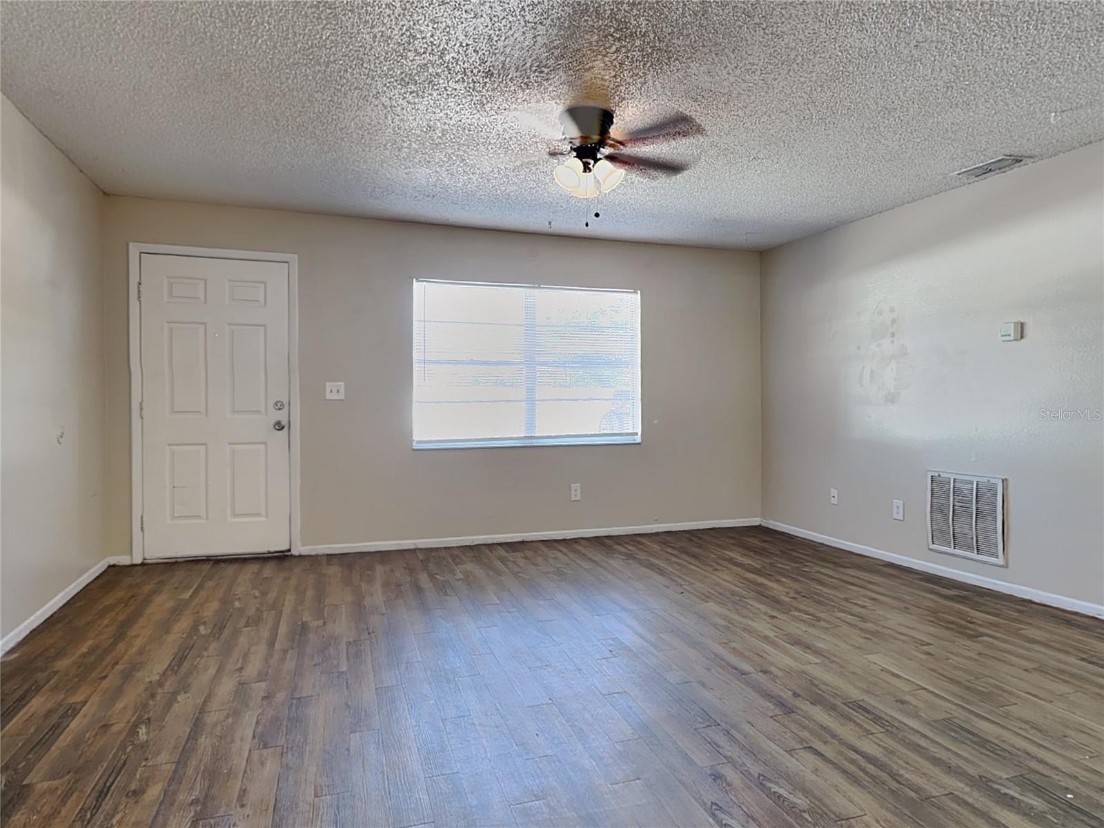 Image 6 of 12 For 15696 Bolesta Road A