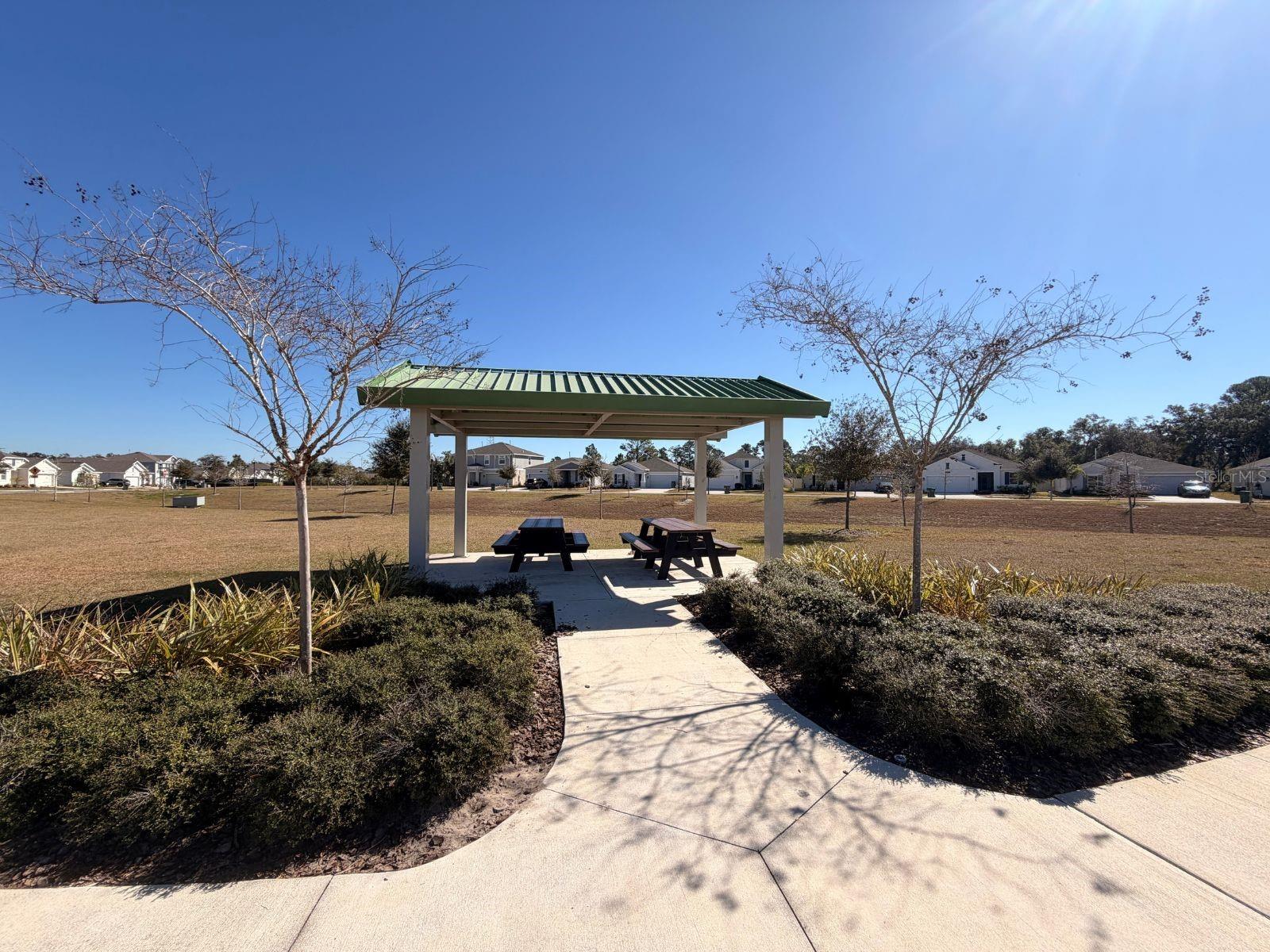 Image 24 of 30 For 9412 Revere Ave Avenue