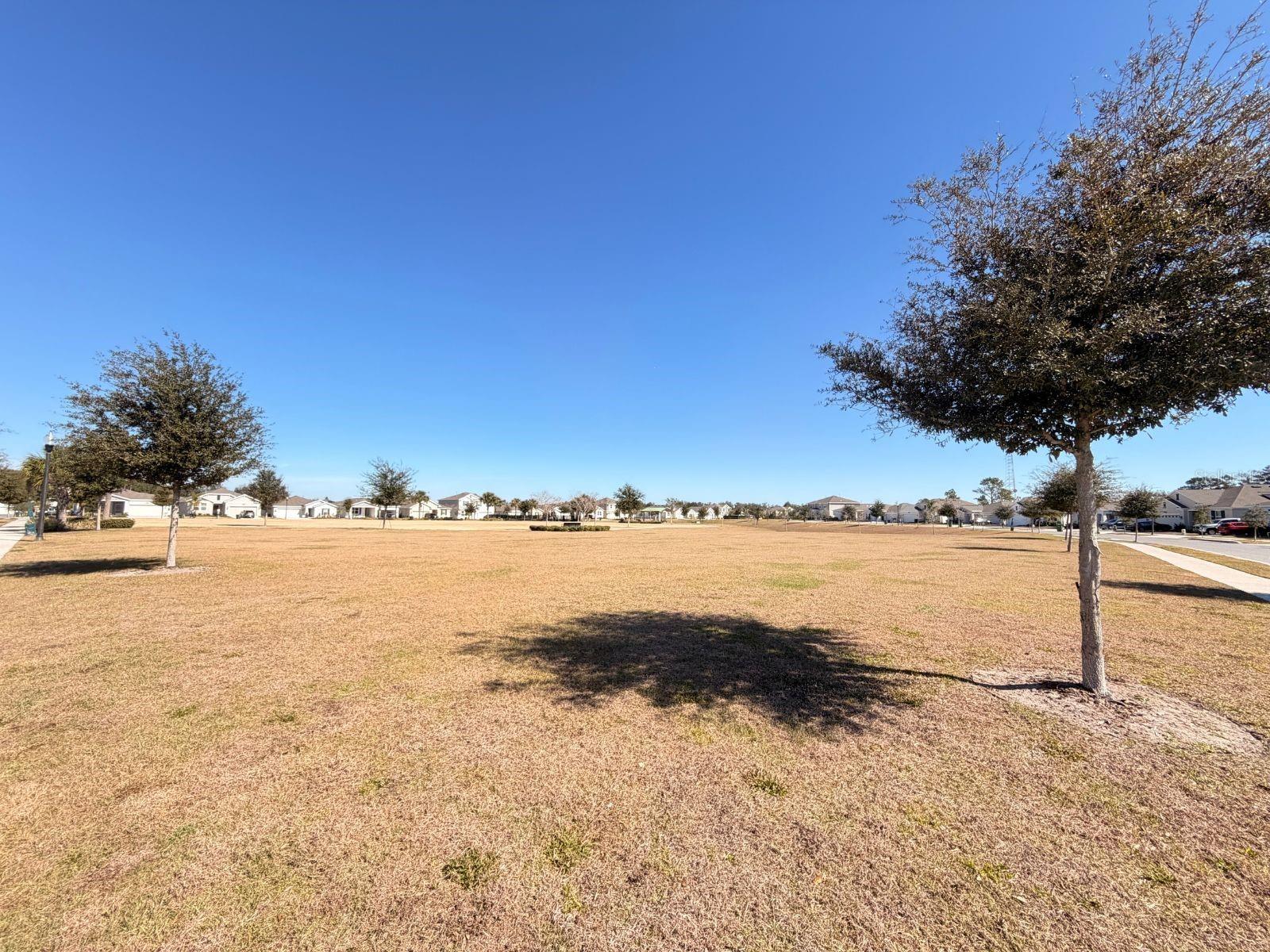 Image 25 of 30 For 9412 Revere Ave Avenue