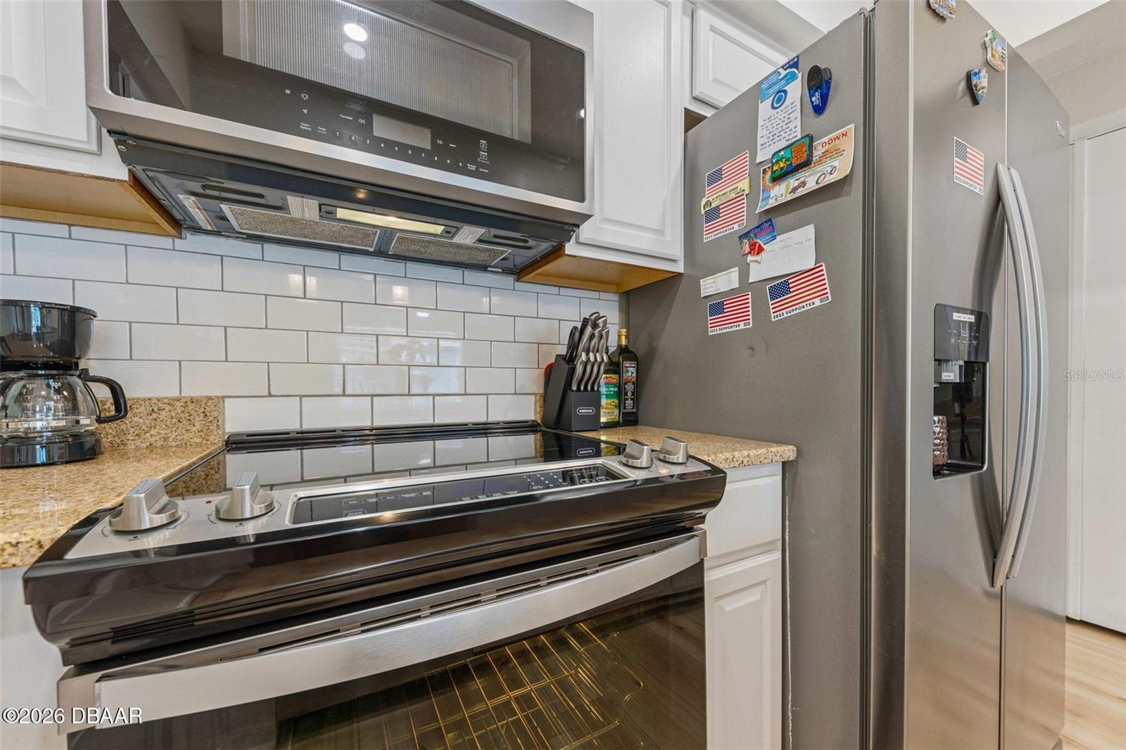 Image 13 of 42 For 3615 Atlantic Avenue 210