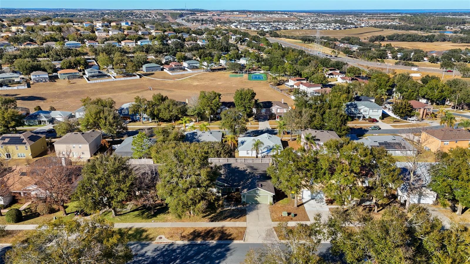 Image 37 of 48 For 2012 Knollcrest Drive