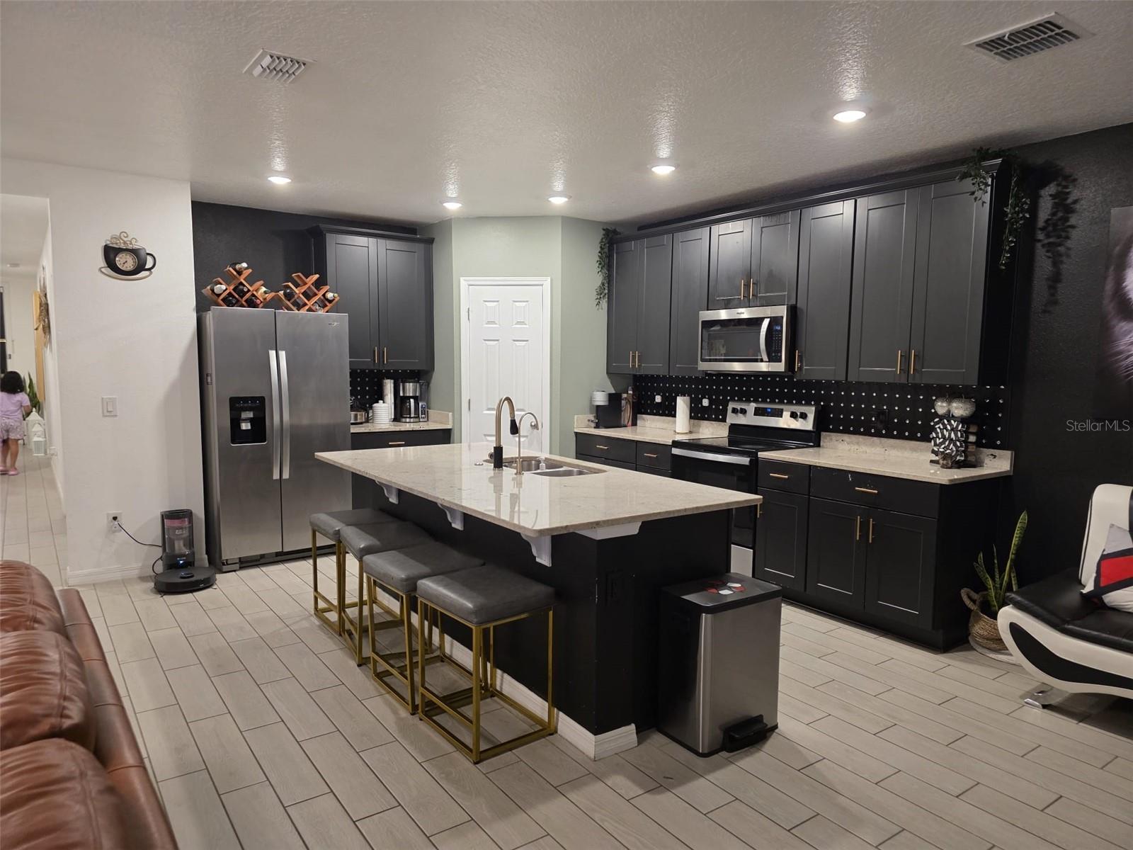 Image 5 of 11 For 1431 Saguaro Street