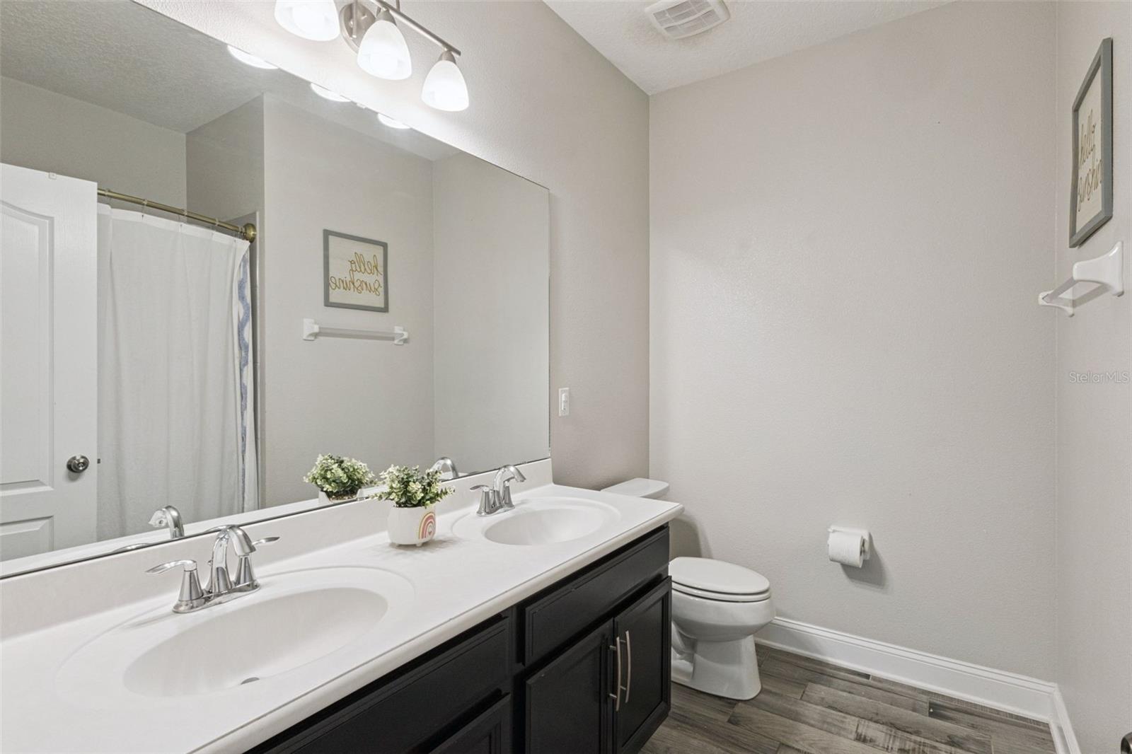 Image 26 of 55 For 15481 Murcott Harvest Loop