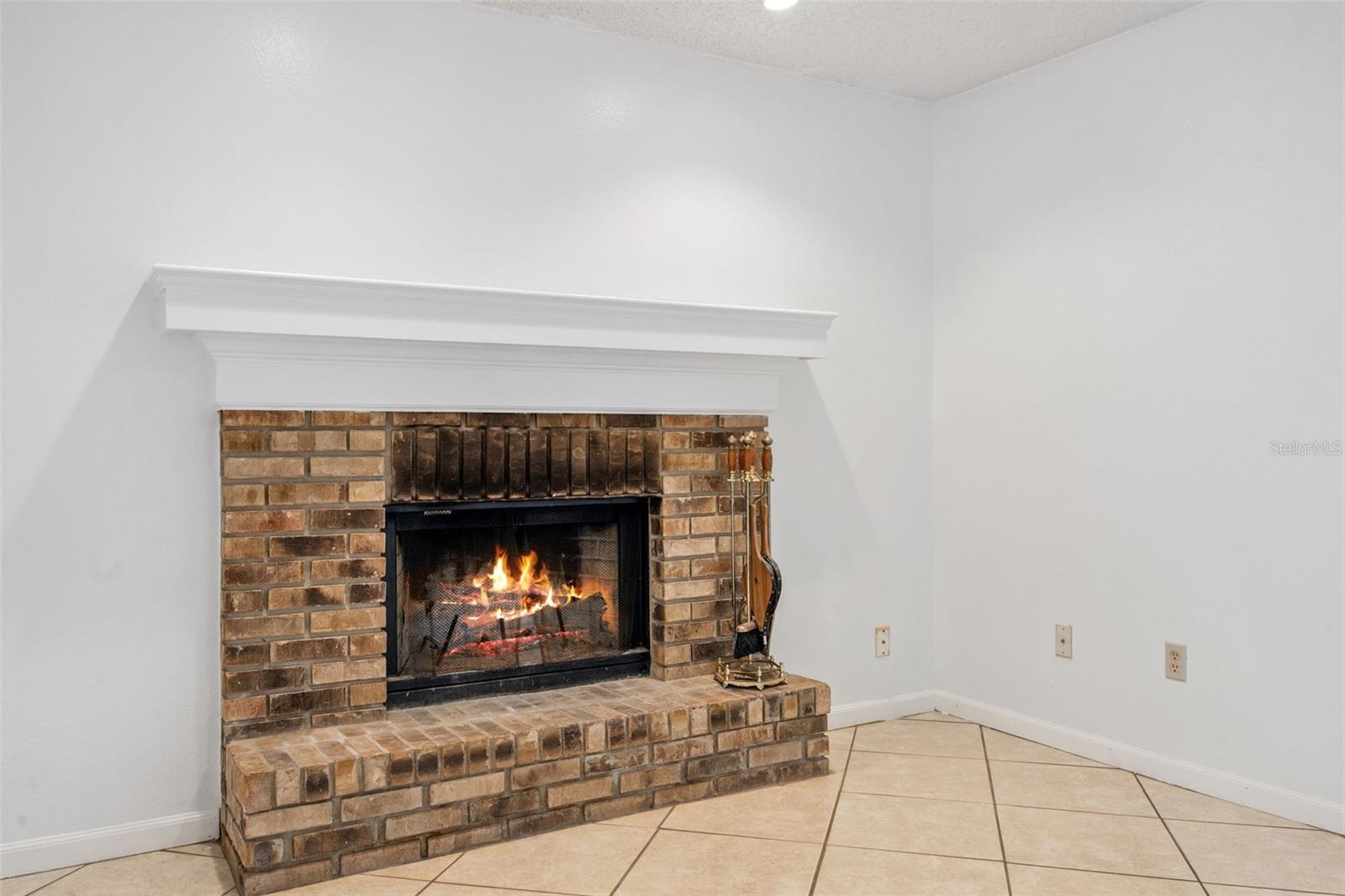 Image 15 of 60 For 5111 Dorrington Lane