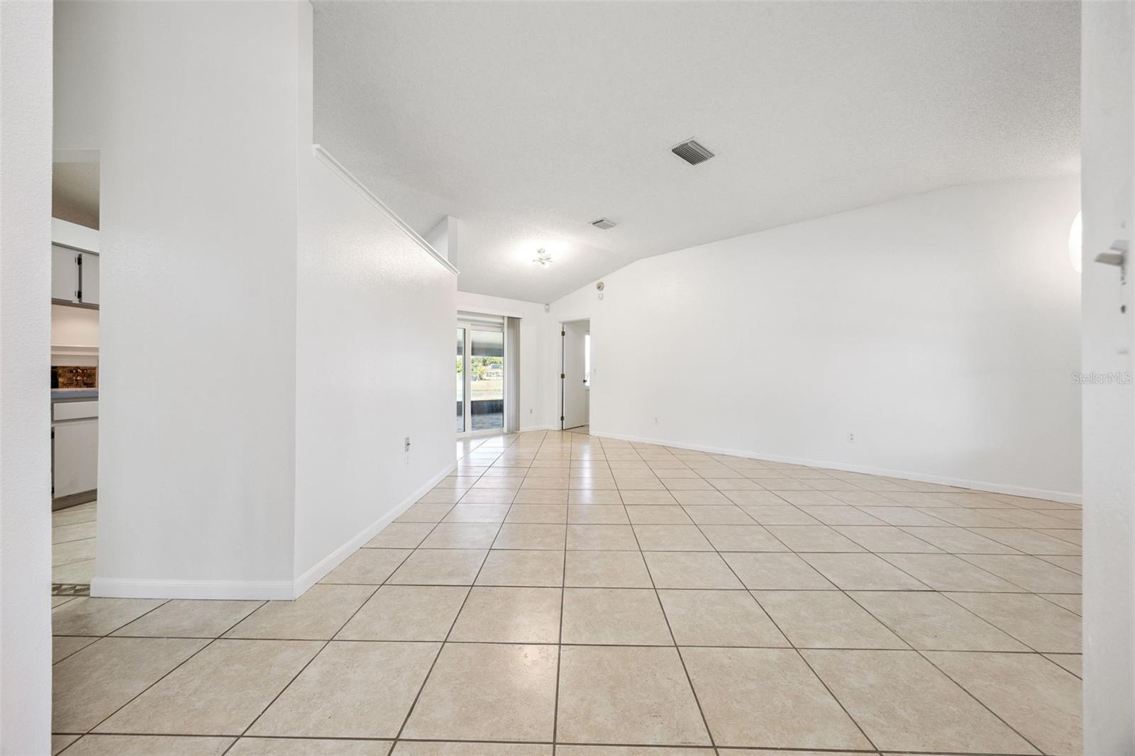 Image 9 of 60 For 5111 Dorrington Lane