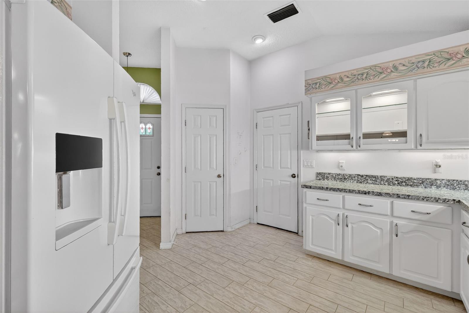 Image 10 of 35 For 5500 Laver Street