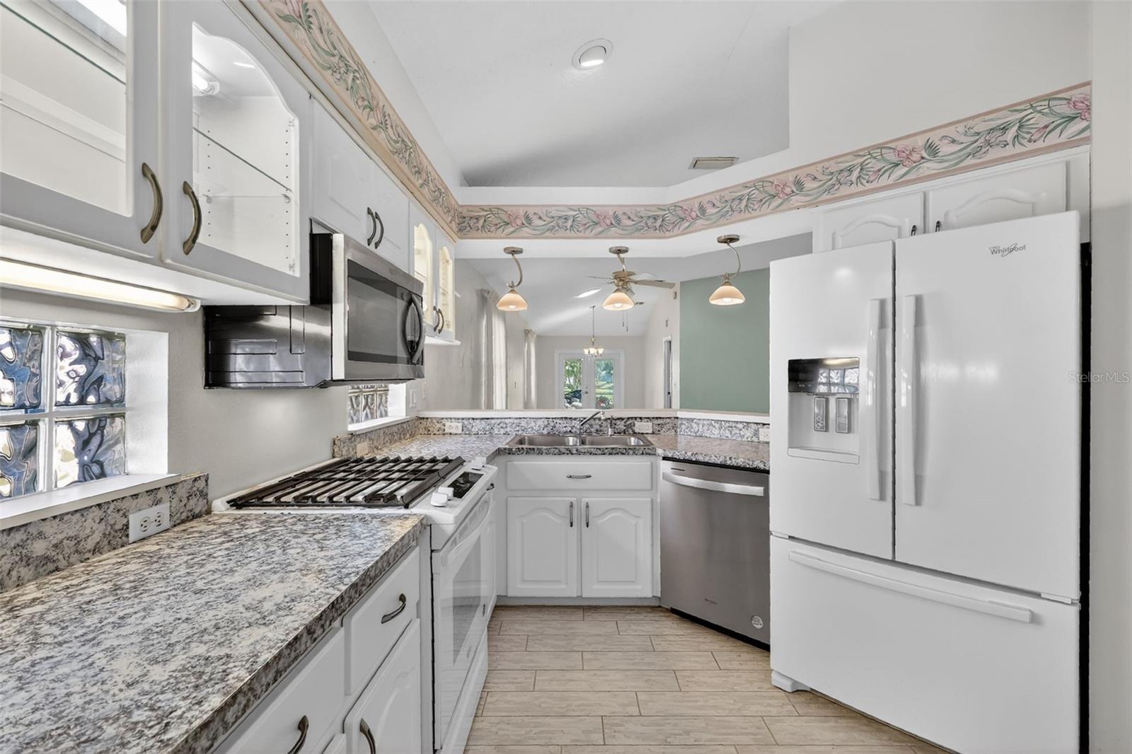 Image 9 of 35 For 5500 Laver Street