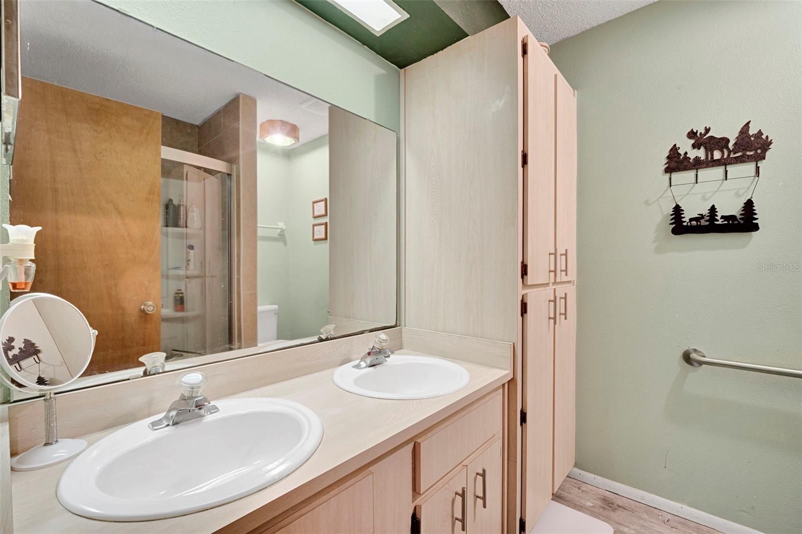 Image 19 of 47 For 17125 Tuscanooga Road