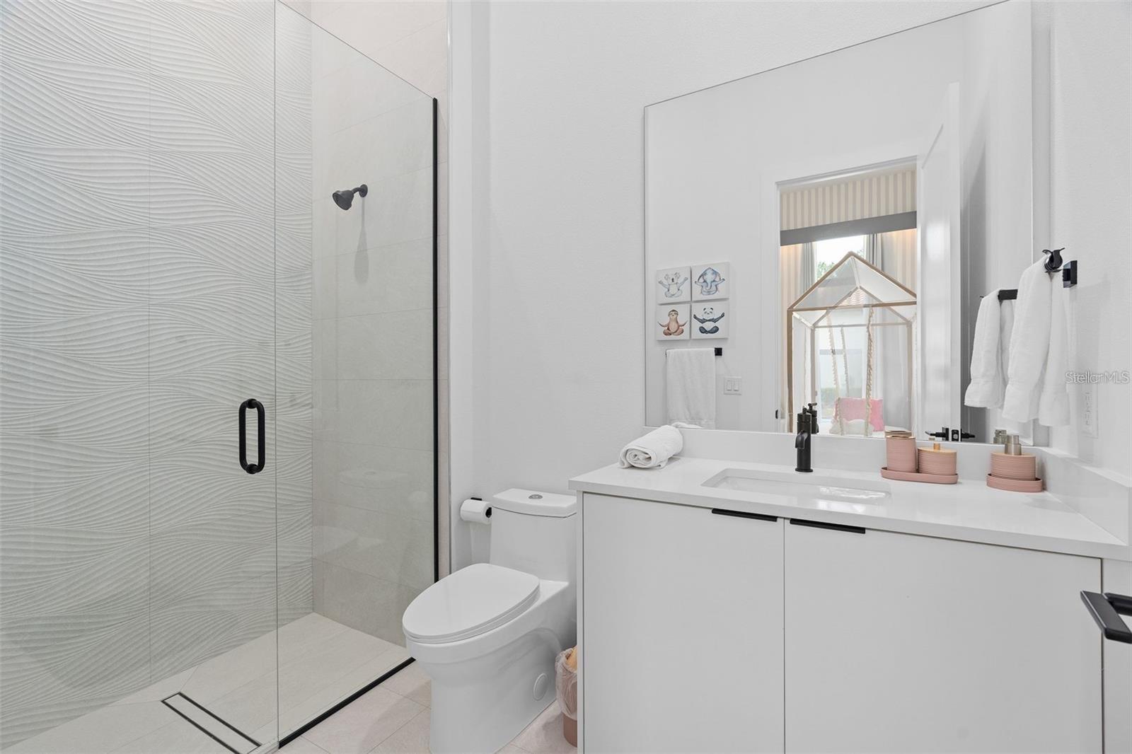 Image 40 of 65 For 15044 Pendio Drive