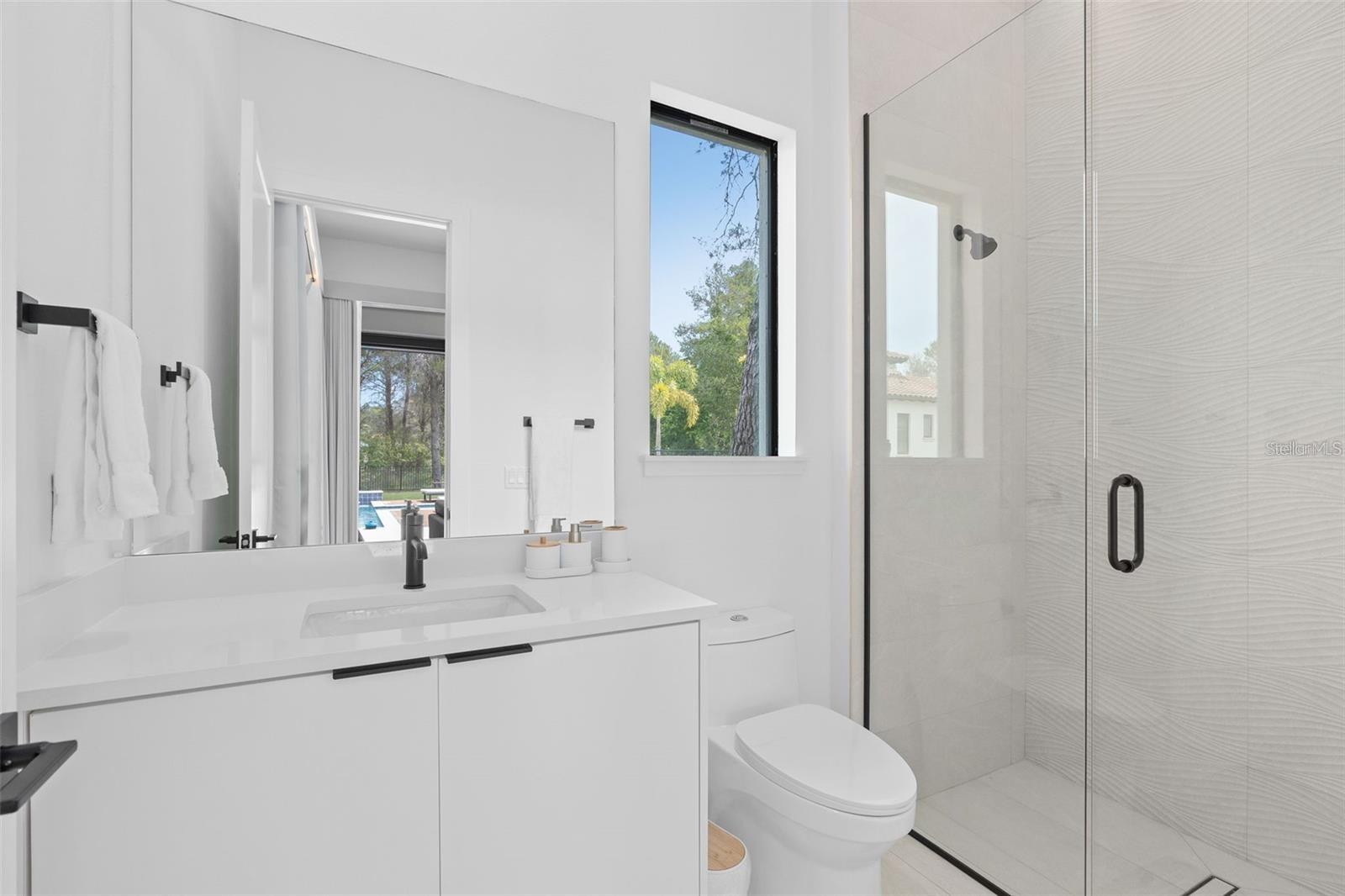 Image 54 of 65 For 15044 Pendio Drive