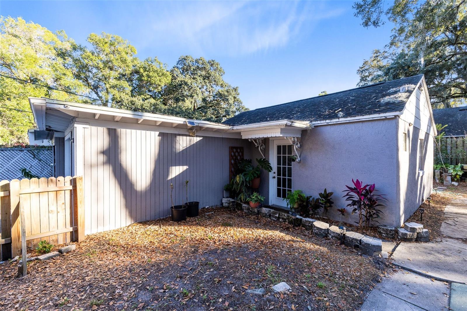 Image 18 of 34 For 1712 Kaley Avenue