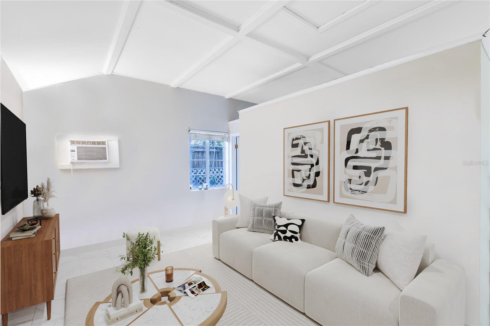 Image 24 of 34 For 1712 Kaley Avenue