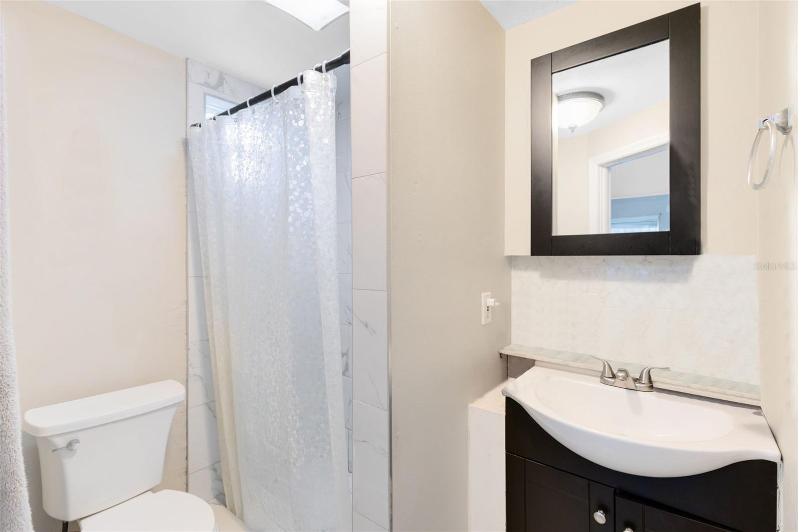 Image 27 of 34 For 1712 Kaley Avenue