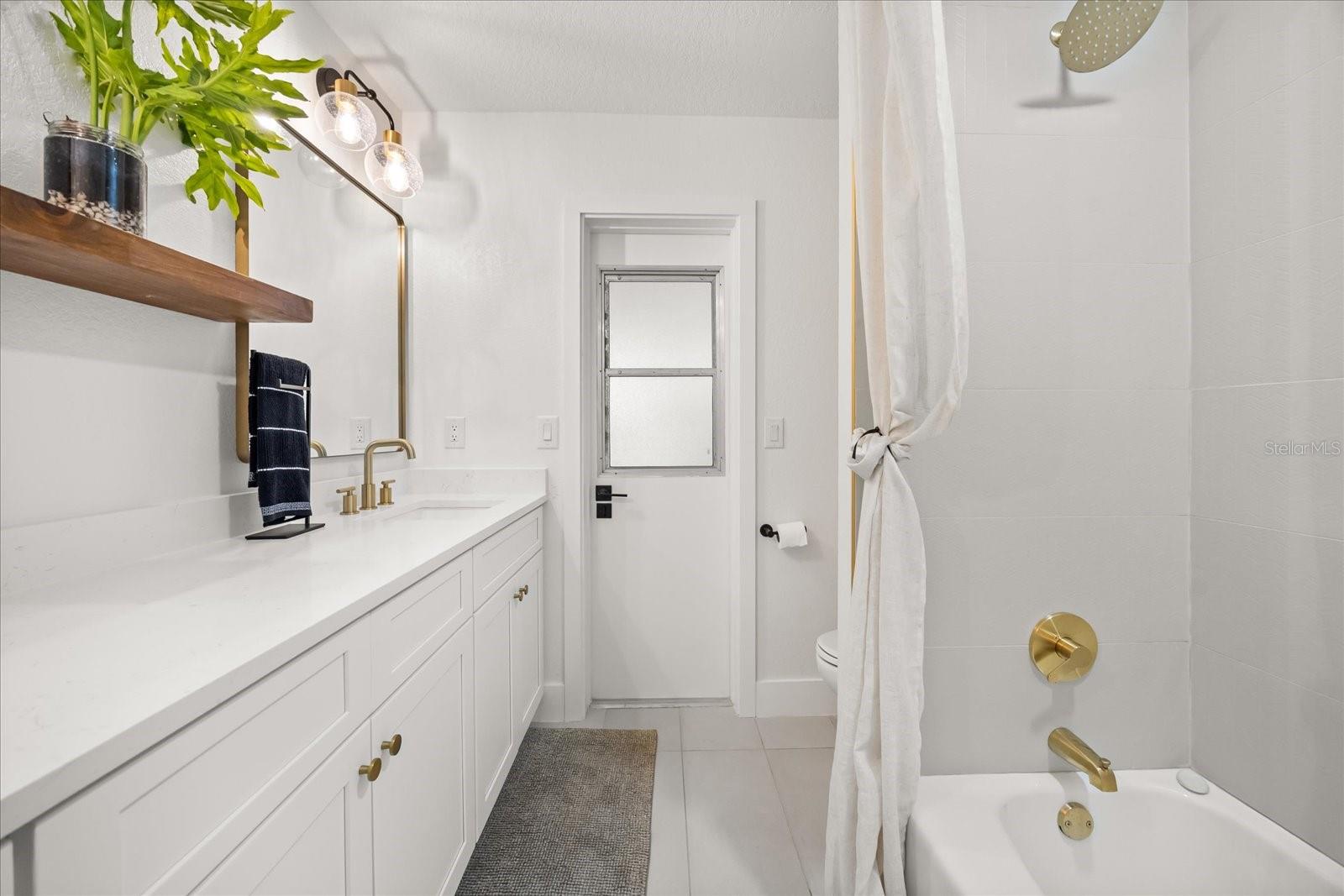 Image 29 of 90 For 112 Brandywine Lane