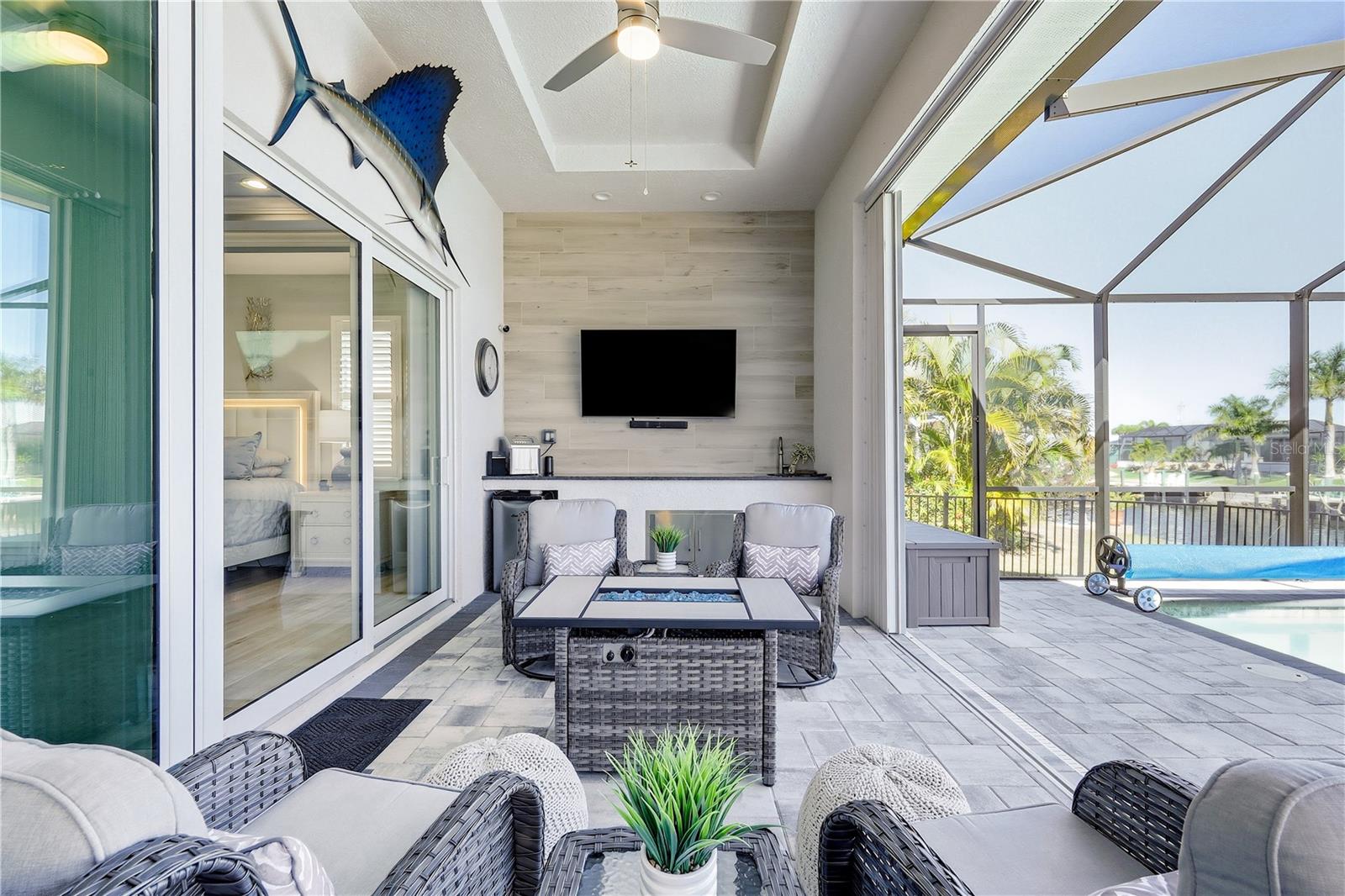 Image 18 of 29 For 740 Coronado Drive