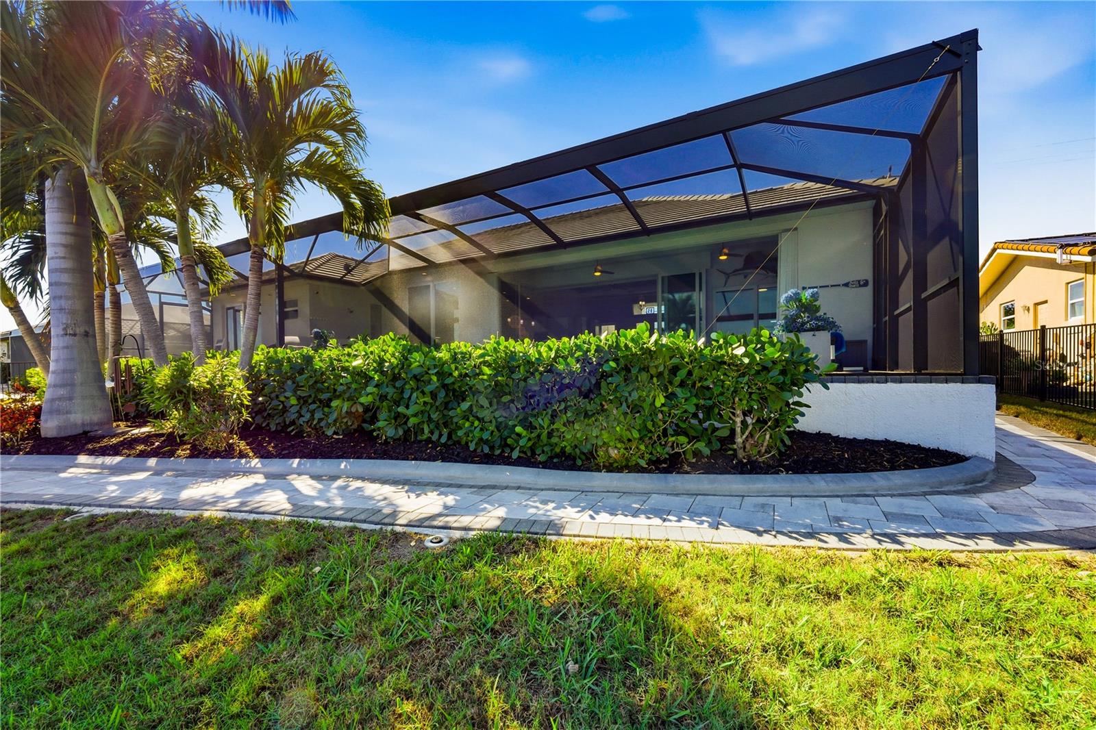 Image 22 of 29 For 740 Coronado Drive