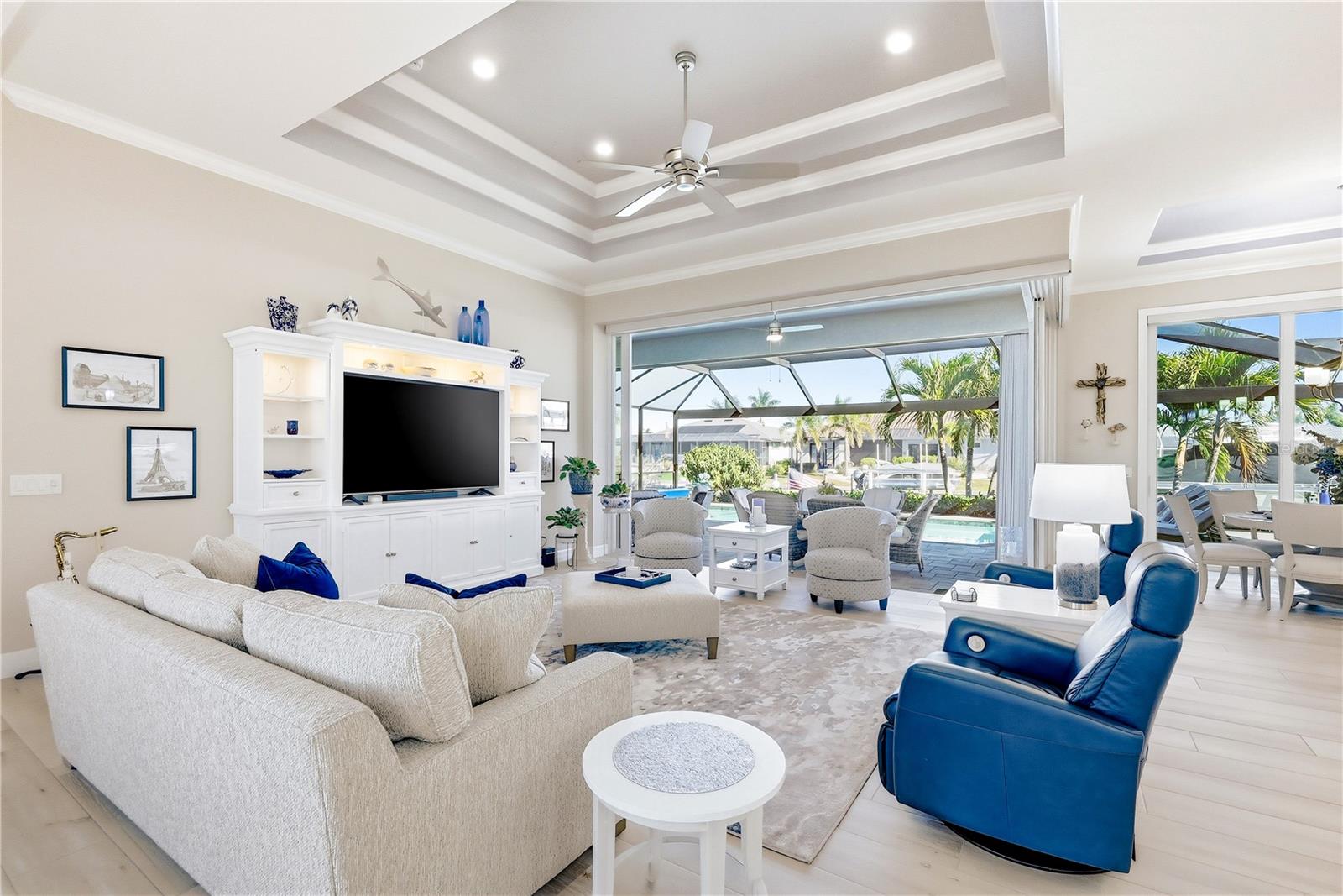 Image 4 of 29 For 740 Coronado Drive