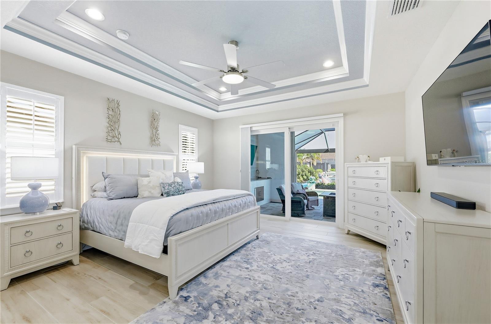 Image 7 of 29 For 740 Coronado Drive