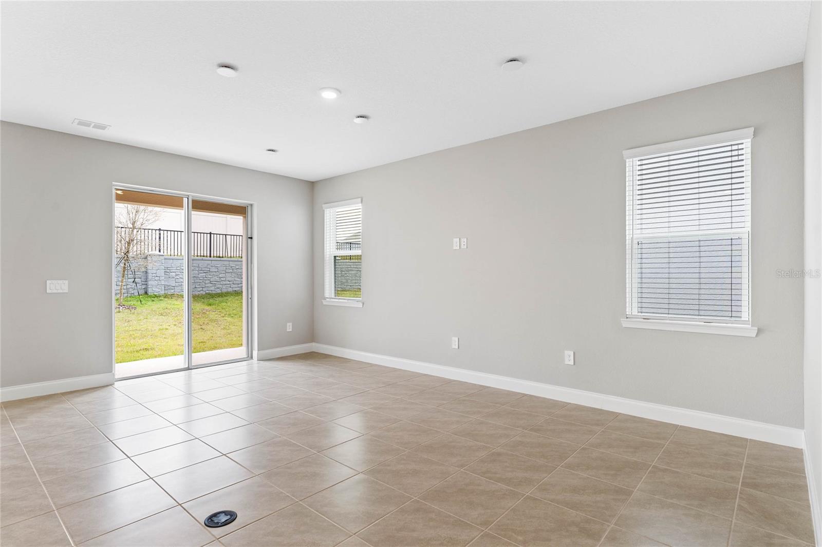 Image 7 of 51 For 851 Vineyard Ridge Road