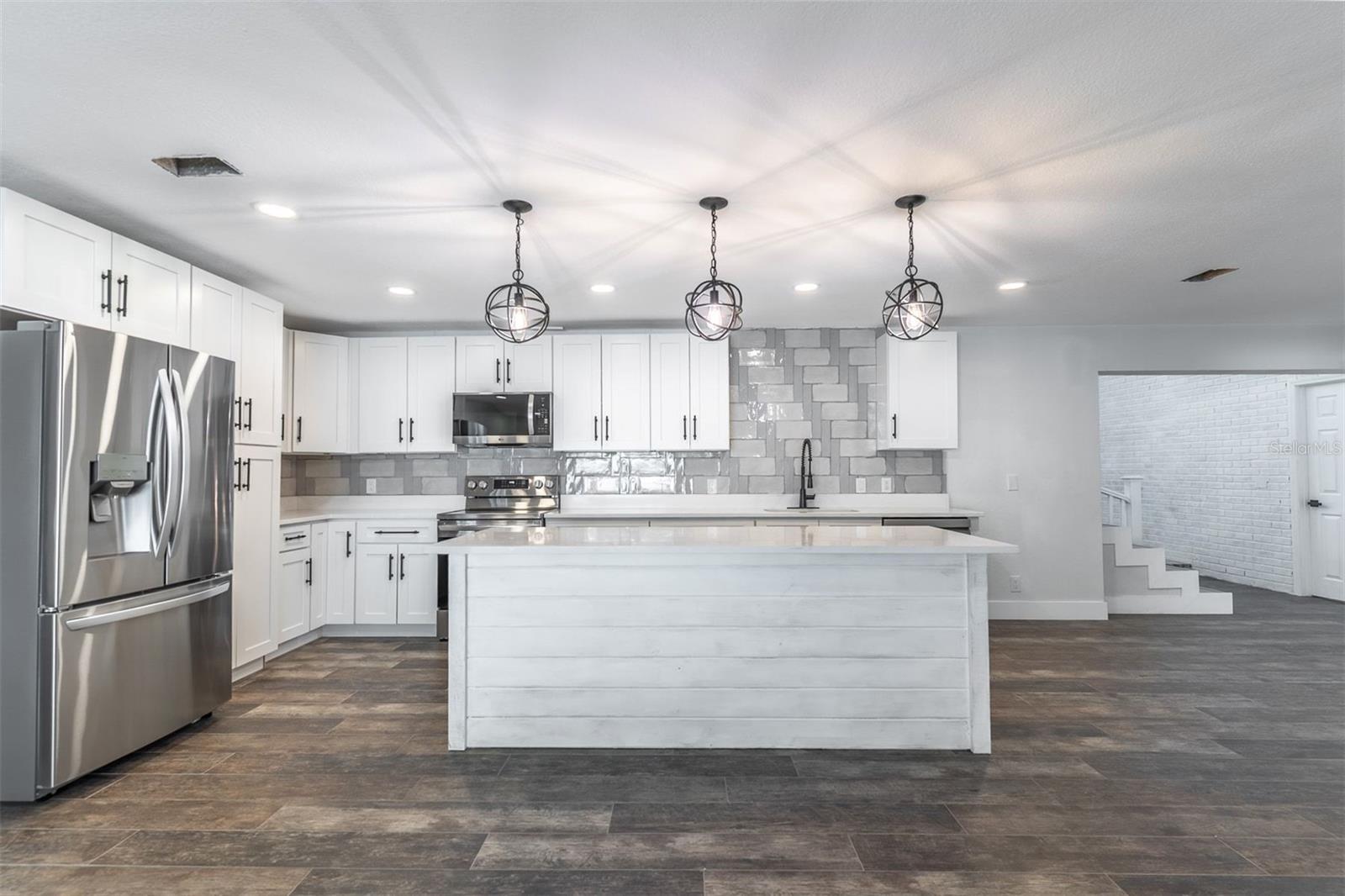 Image 16 of 69 For 16880 63rd Lane