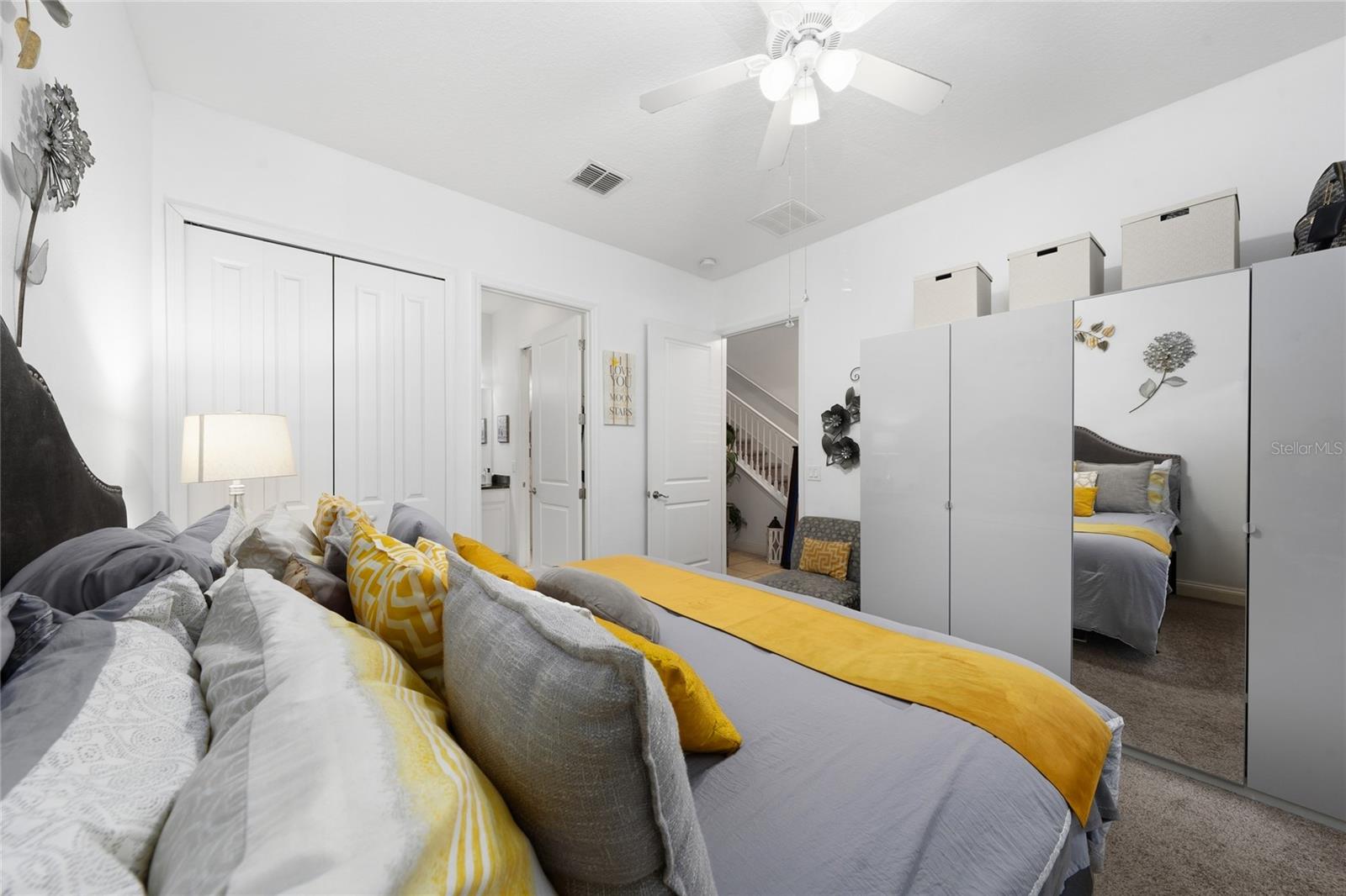 Image 15 of 28 For 282 Captiva Drive