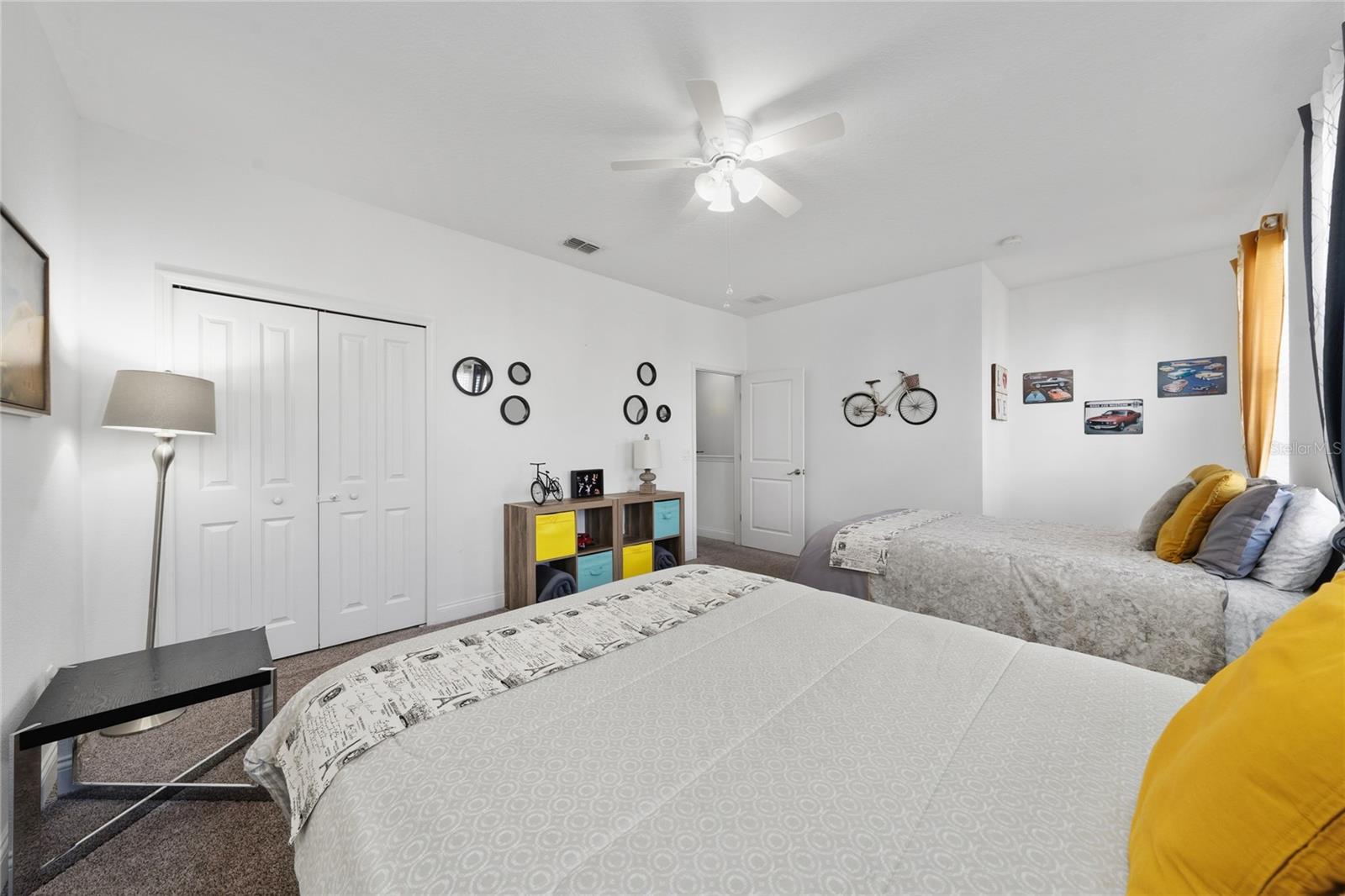 Image 20 of 28 For 282 Captiva Drive