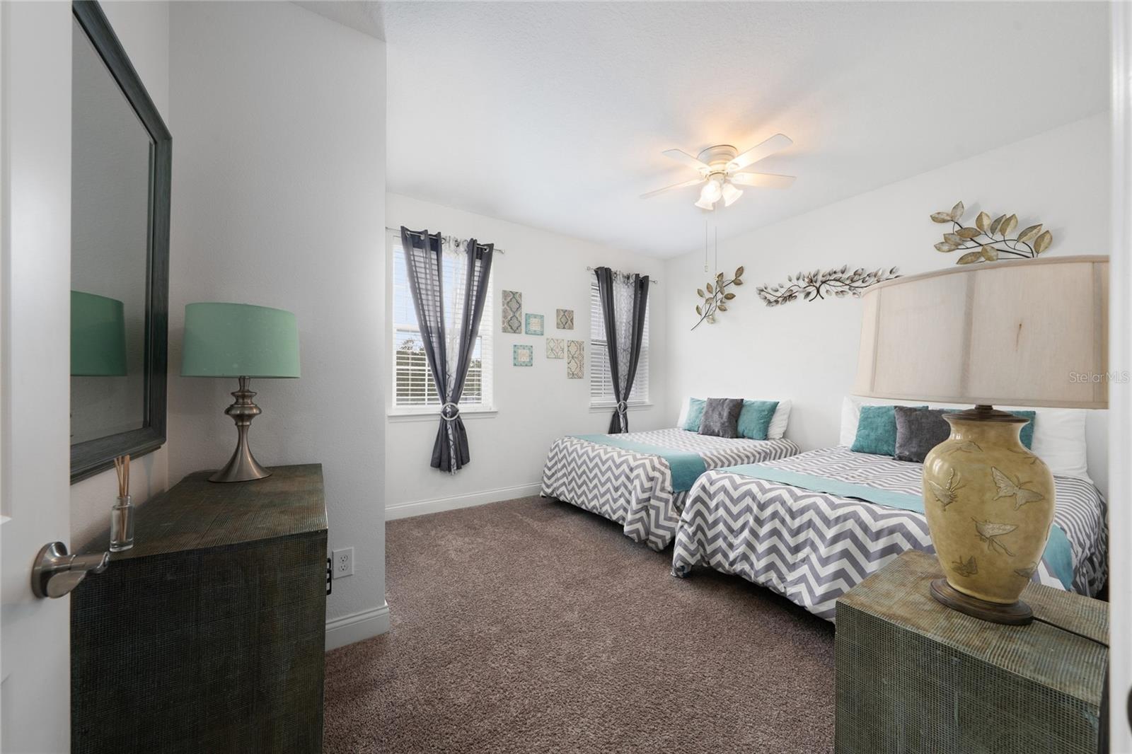 Image 21 of 28 For 282 Captiva Drive