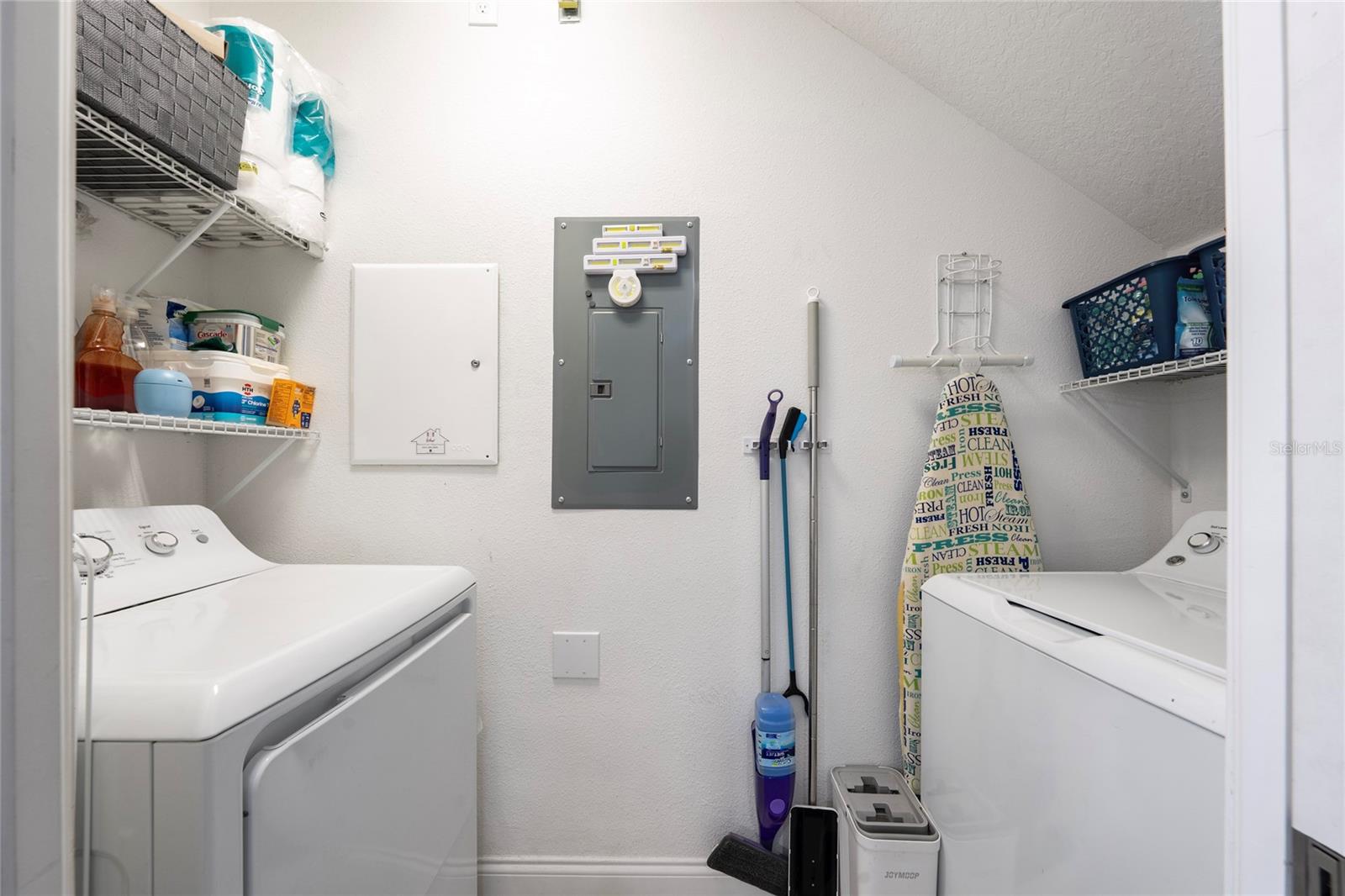 Image 24 of 28 For 282 Captiva Drive