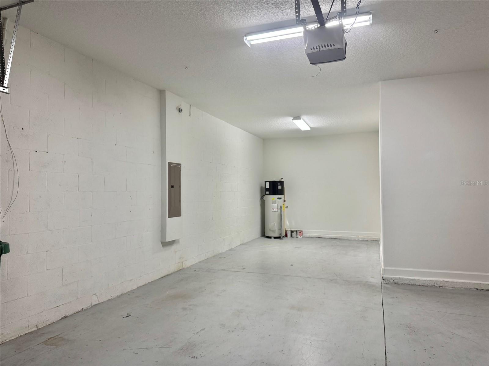 Image 40 of 49 For 2262 Romanum Drive