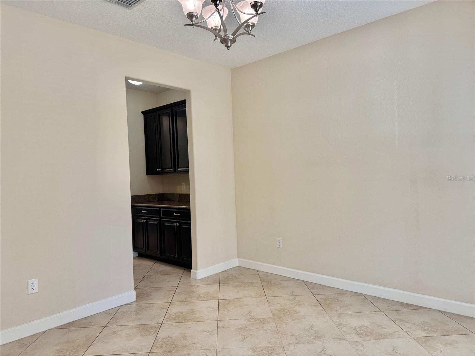 Image 6 of 49 For 2262 Romanum Drive