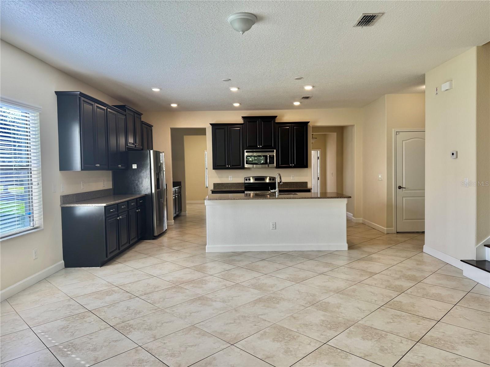 Image 9 of 49 For 2262 Romanum Drive