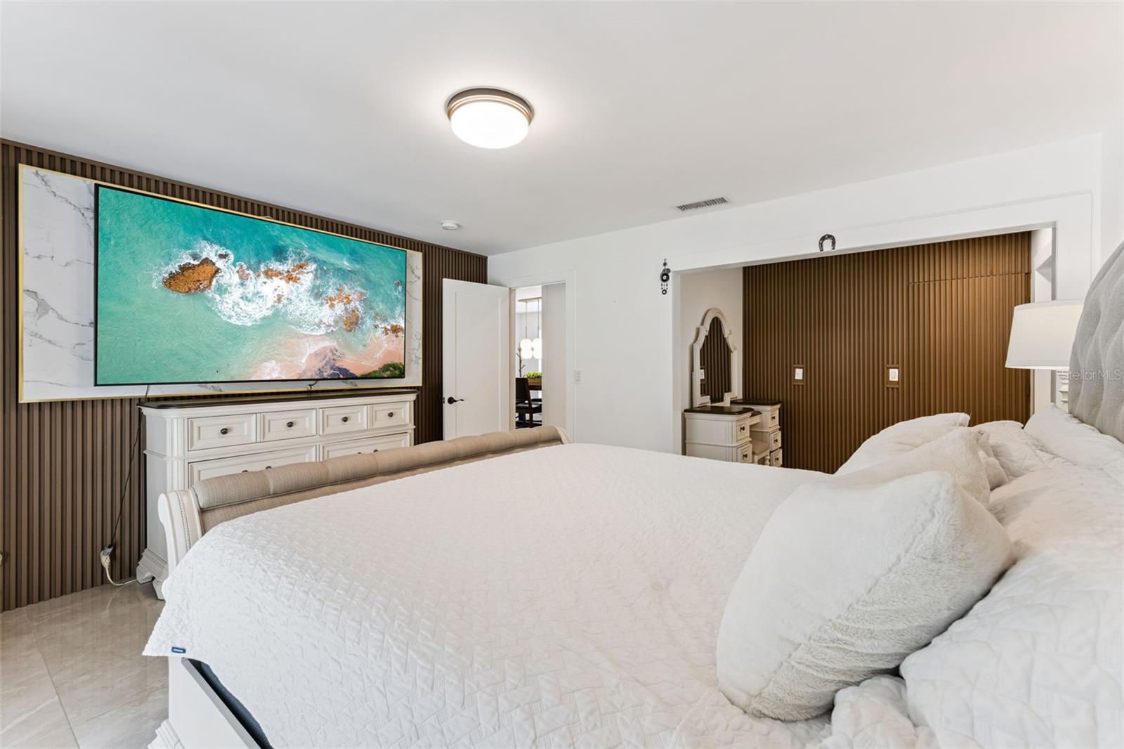 Image 24 of 65 For 202 Jasmine Lane