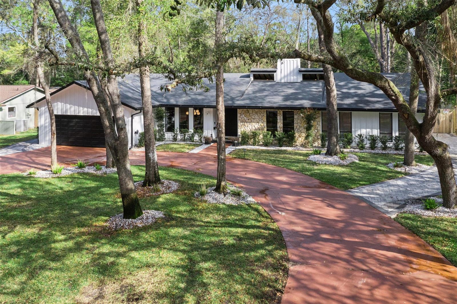 Image 4 of 65 For 202 Jasmine Lane