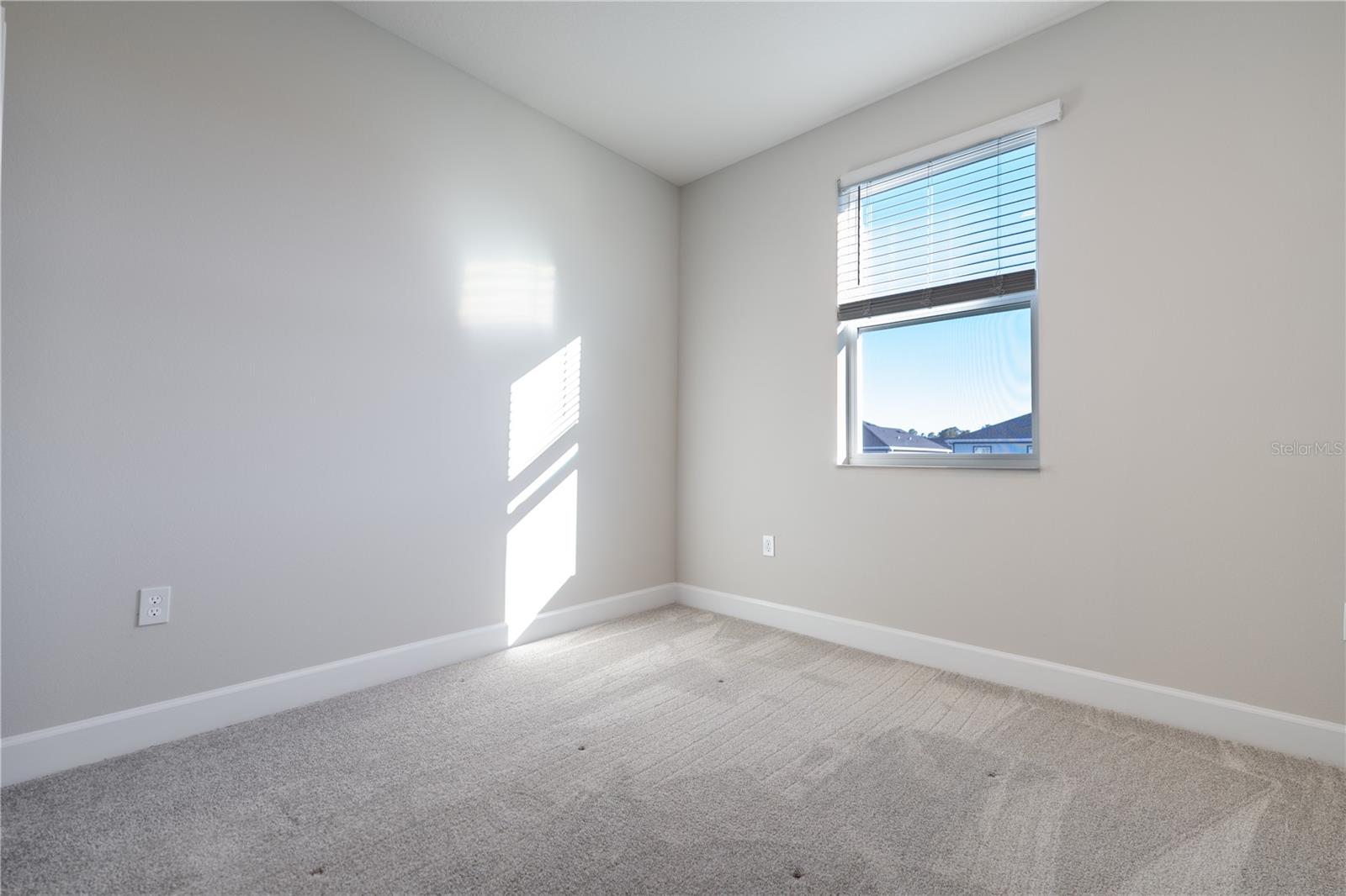 Image 18 of 36 For 15242 Tribute At Ovation Way