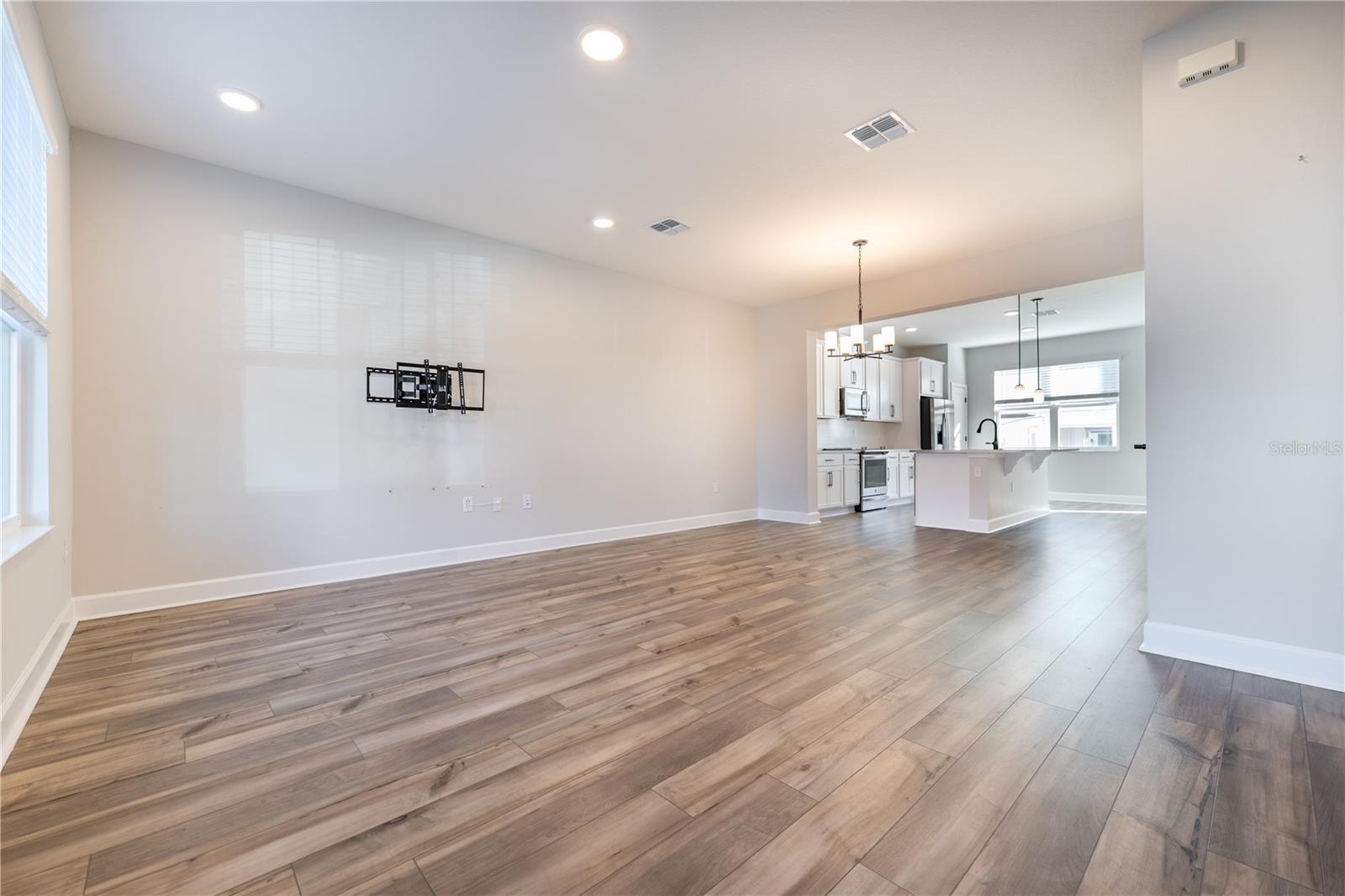 Image 32 of 36 For 15242 Tribute At Ovation Way