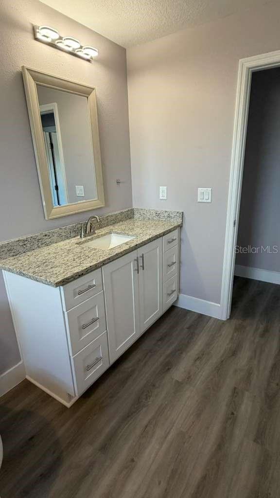 Image 27 of 53 For 6805 Heavitree Drive