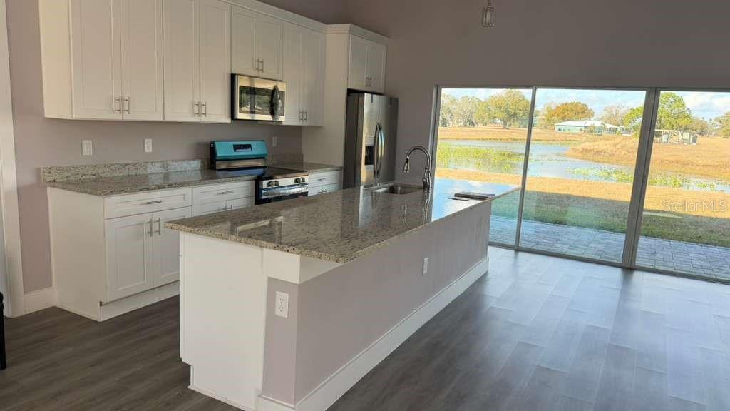 Image 4 of 53 For 6805 Heavitree Drive