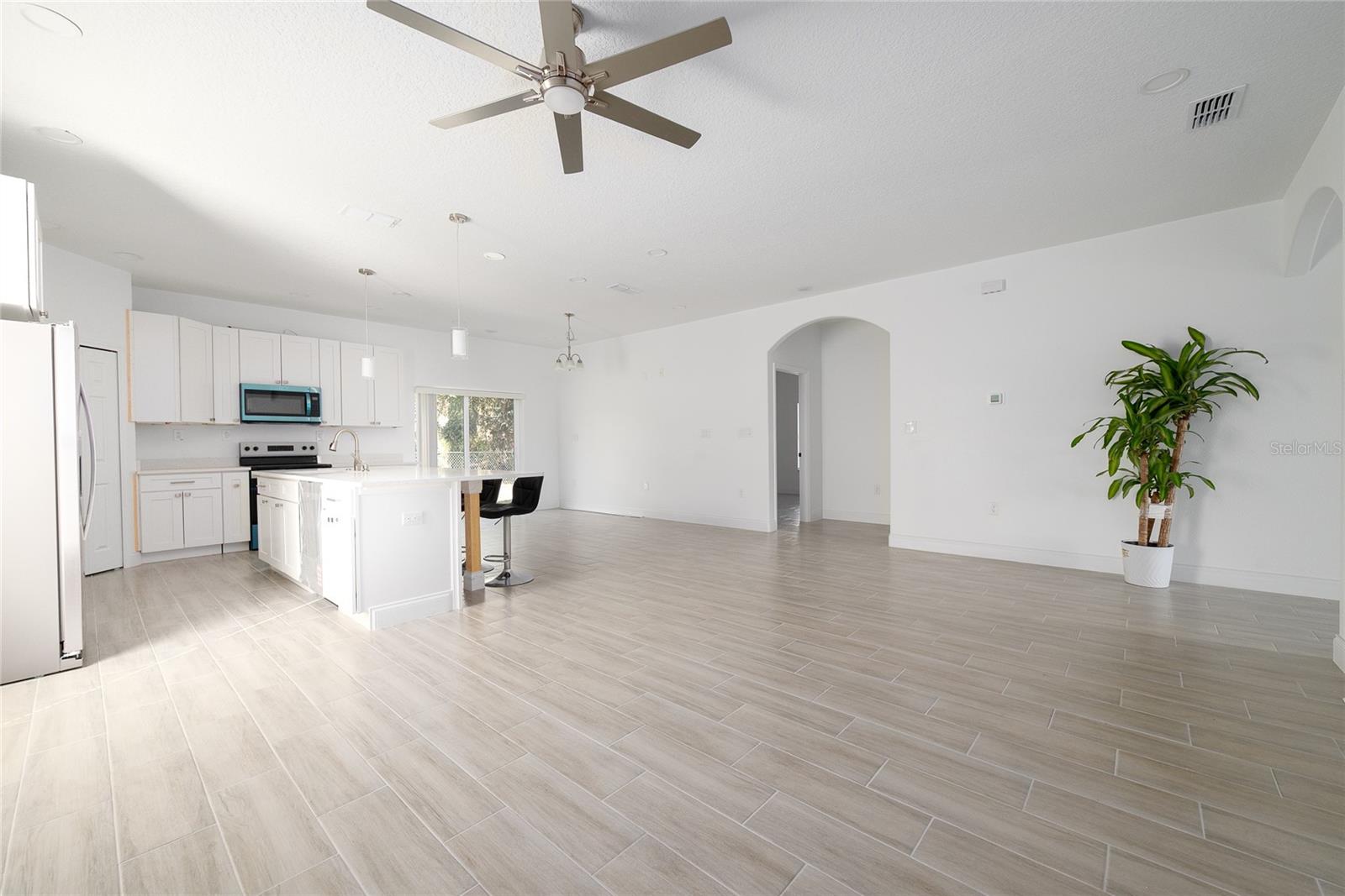 Image 4 of 29 For 1758 Nashville Avenue