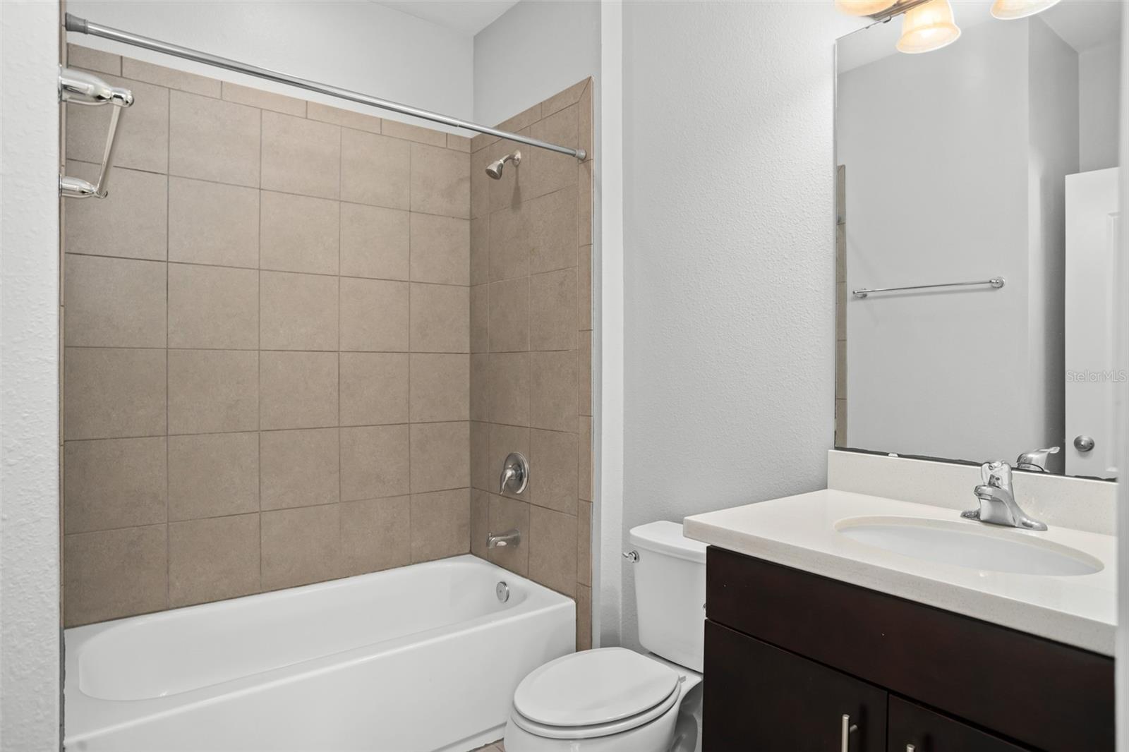 Image 18 of 45 For 13590 Lessing Avenue