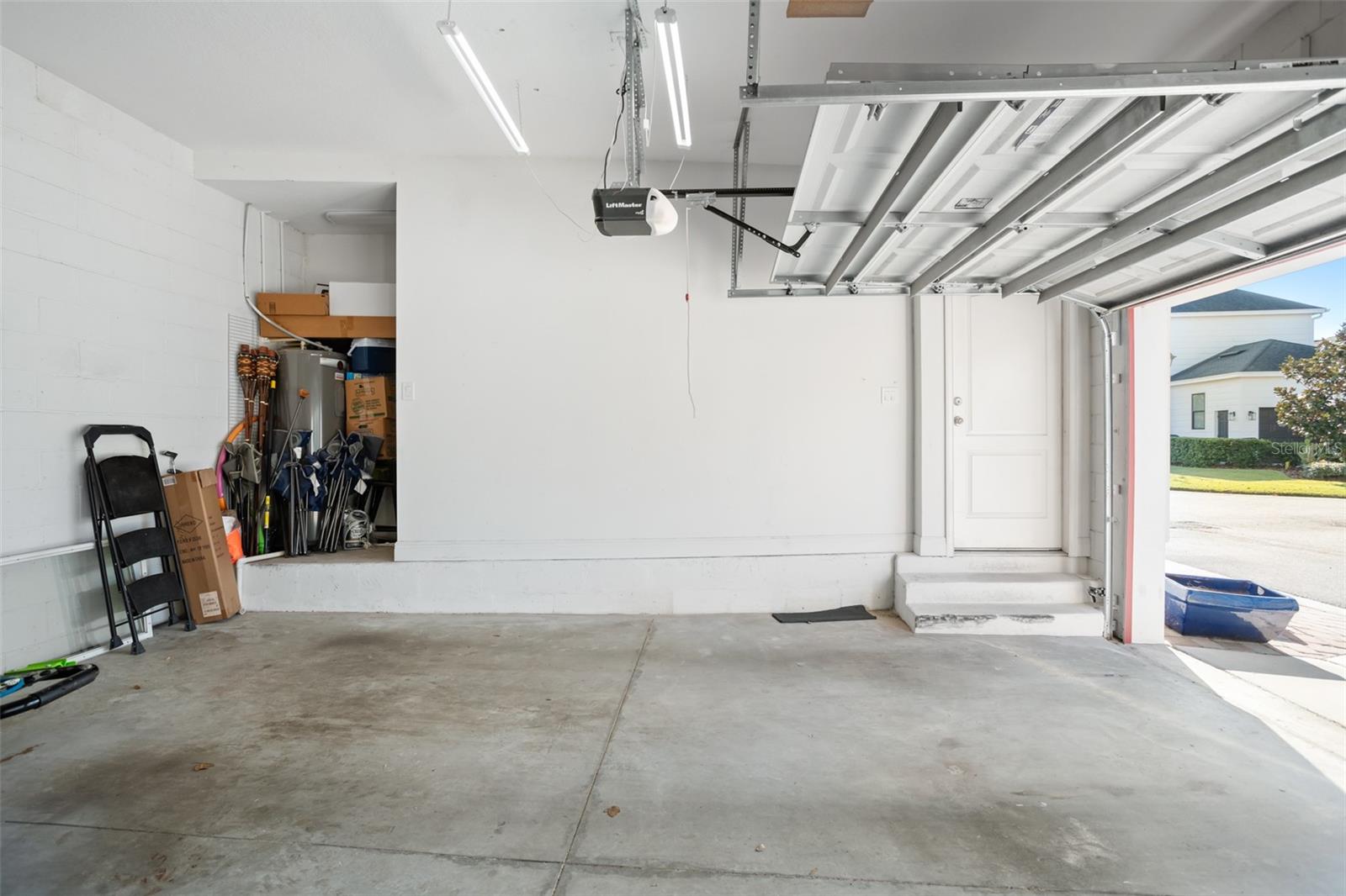 Image 20 of 45 For 13590 Lessing Avenue